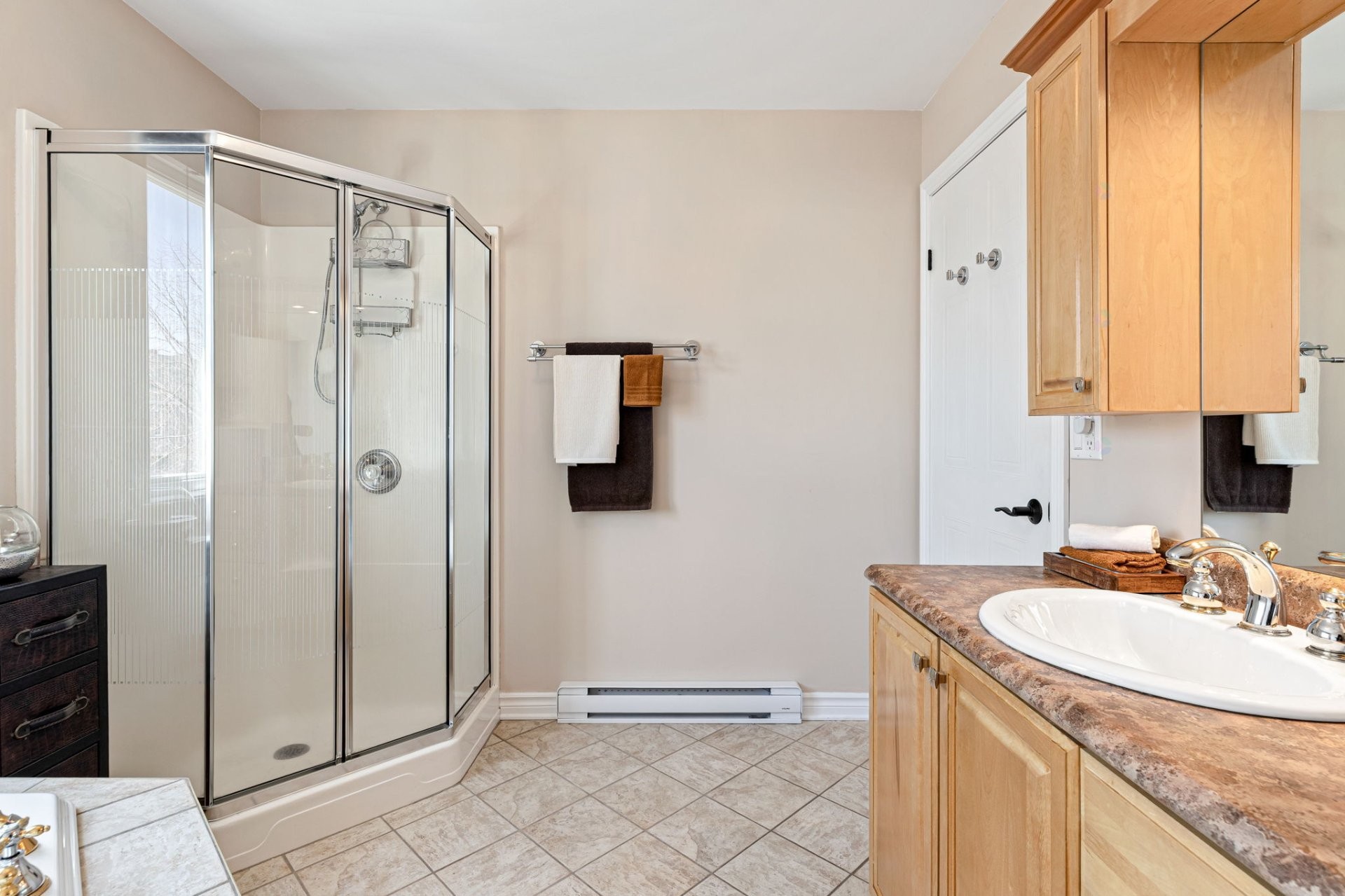 









485


Rue des Vosges

, 14,
Boucherville,




QC
J4B8H5

