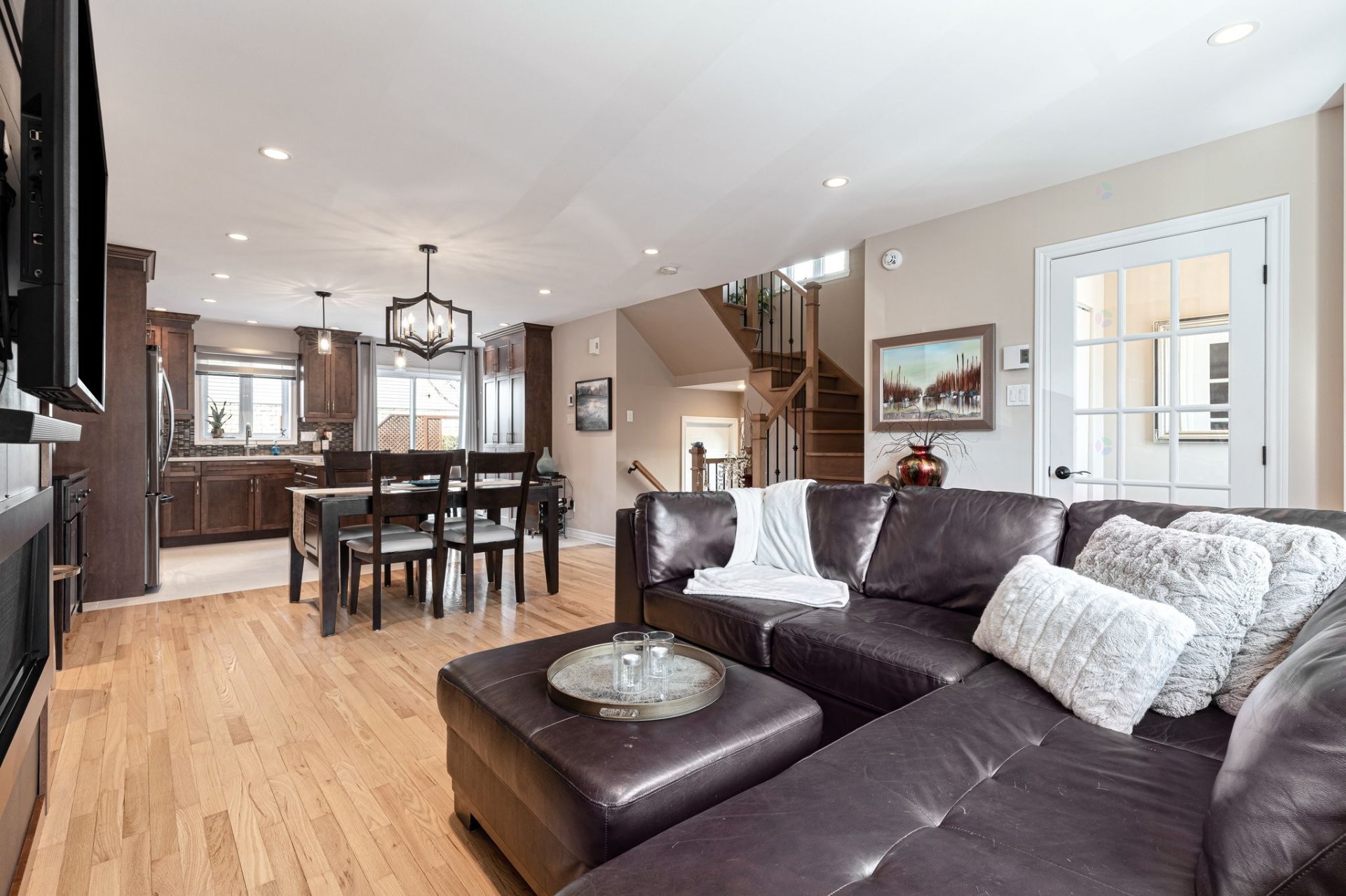 









485


Rue des Vosges

, 14,
Boucherville,




QC
J4B8H5

