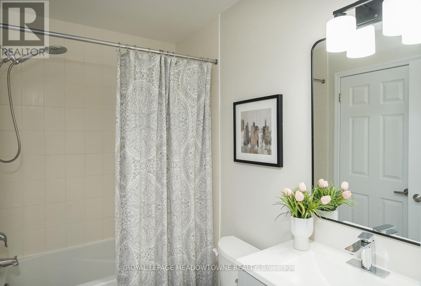 












12 - 1025 NADALIN HEIGHTS

,
Milton,




Ontario
L9T8R3

