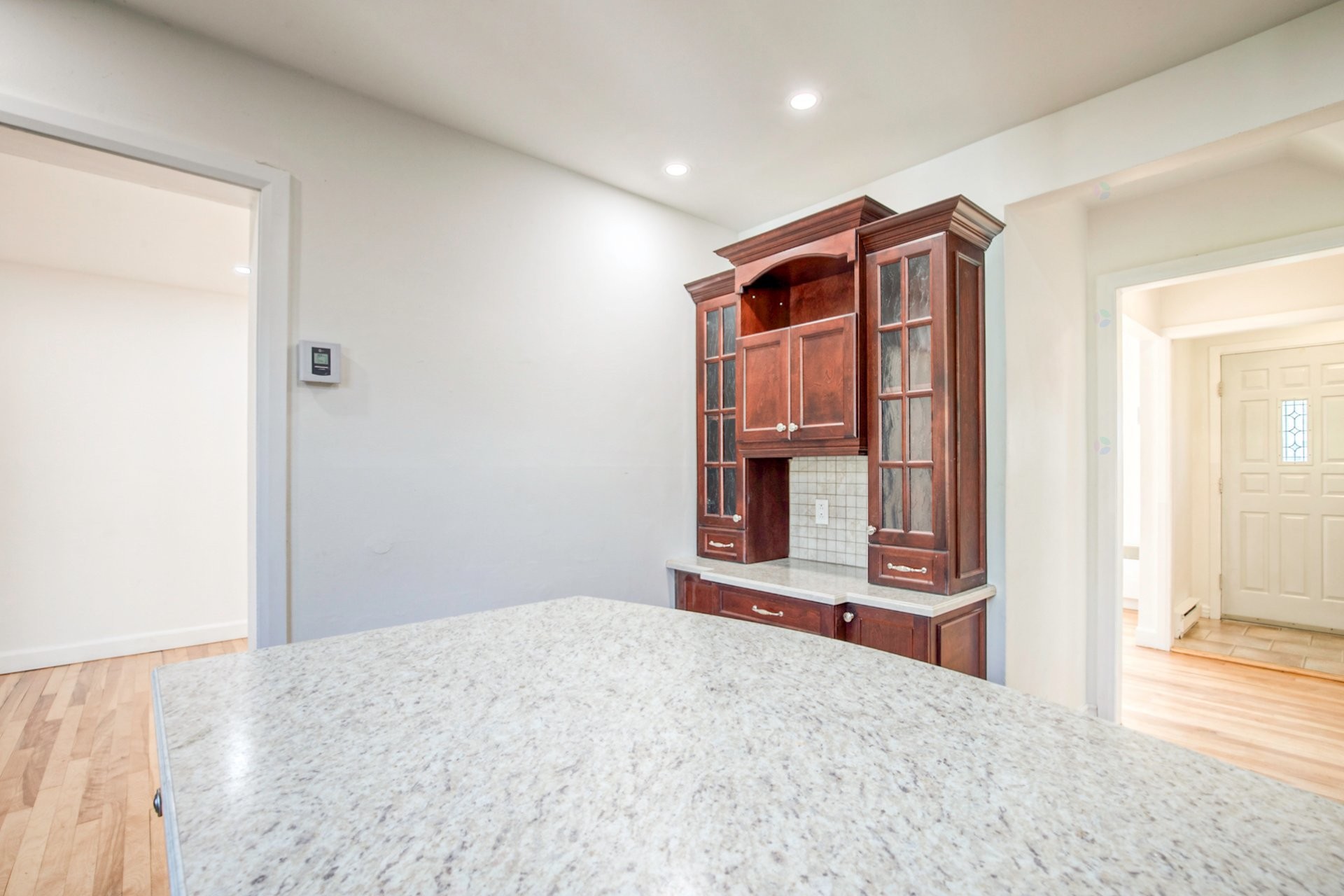 









45


Rue Staveley

,
Saint-Bruno-de-Montarville,




QC
J3V1M5

