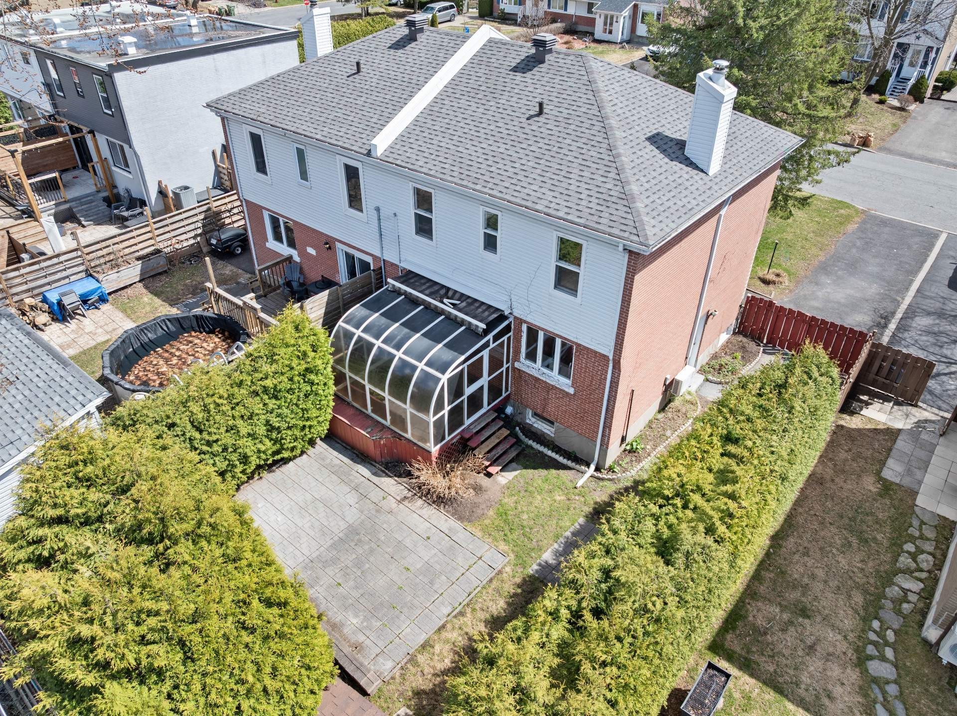 









45


Rue Staveley

,
Saint-Bruno-de-Montarville,




QC
J3V1M5

