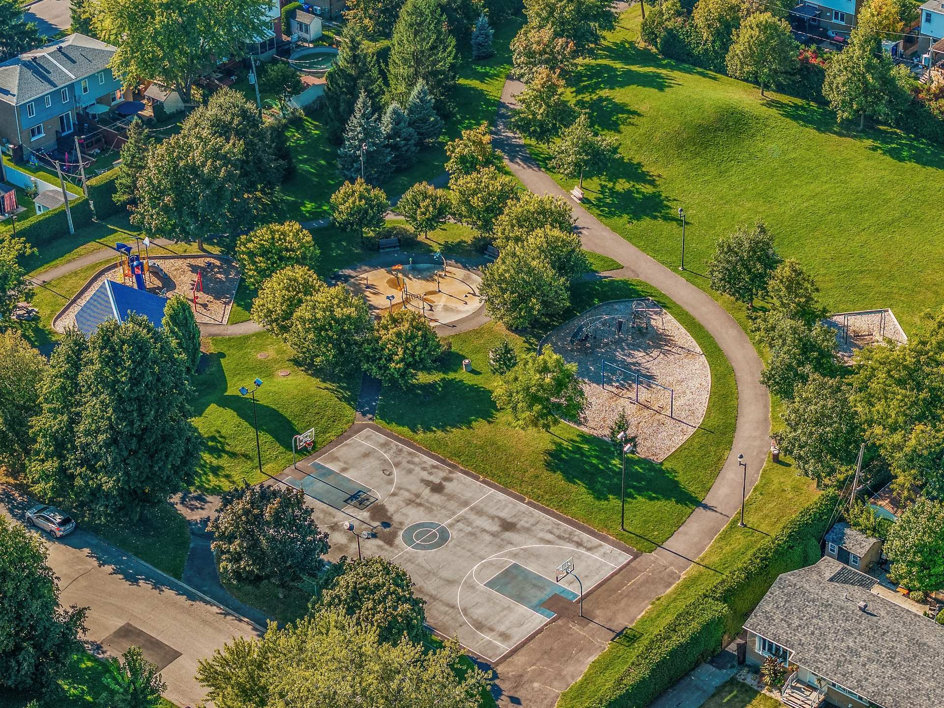 









45


Rue Staveley

,
Saint-Bruno-de-Montarville,




QC
J3V1M5

