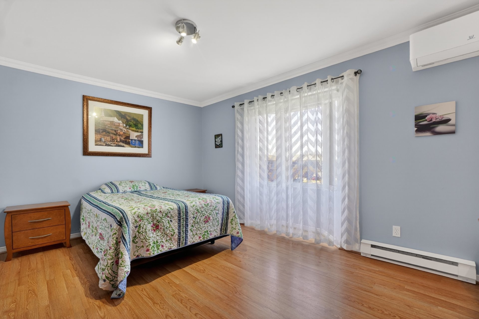 









2325


Boul. Jacques-Marcil

, 302,
Longueuil (Saint-Hubert),




QC
J3Y9C2

