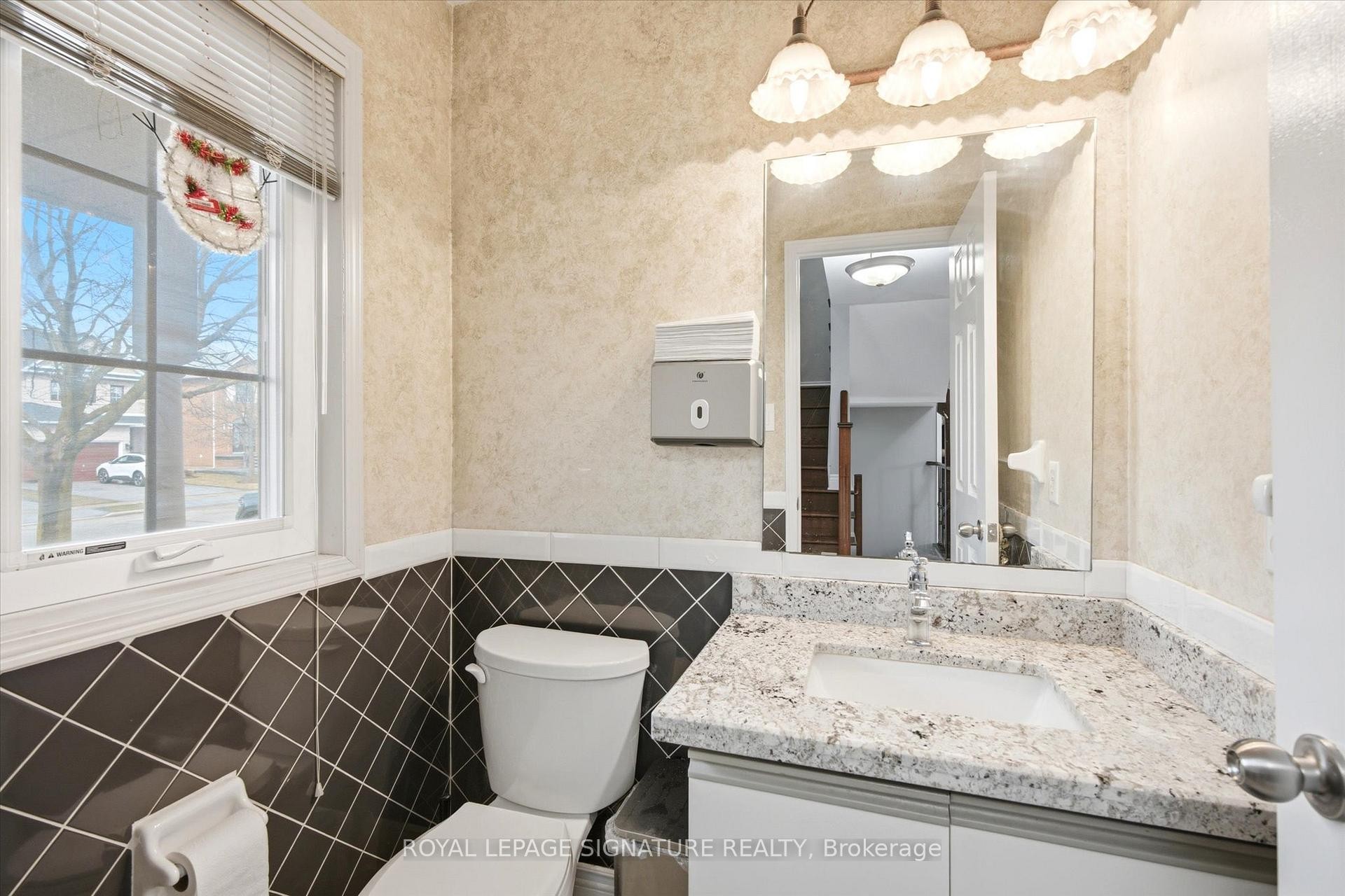 









85


Vivians

Crescent,
Brampton,




ON
L6Y 4V2

