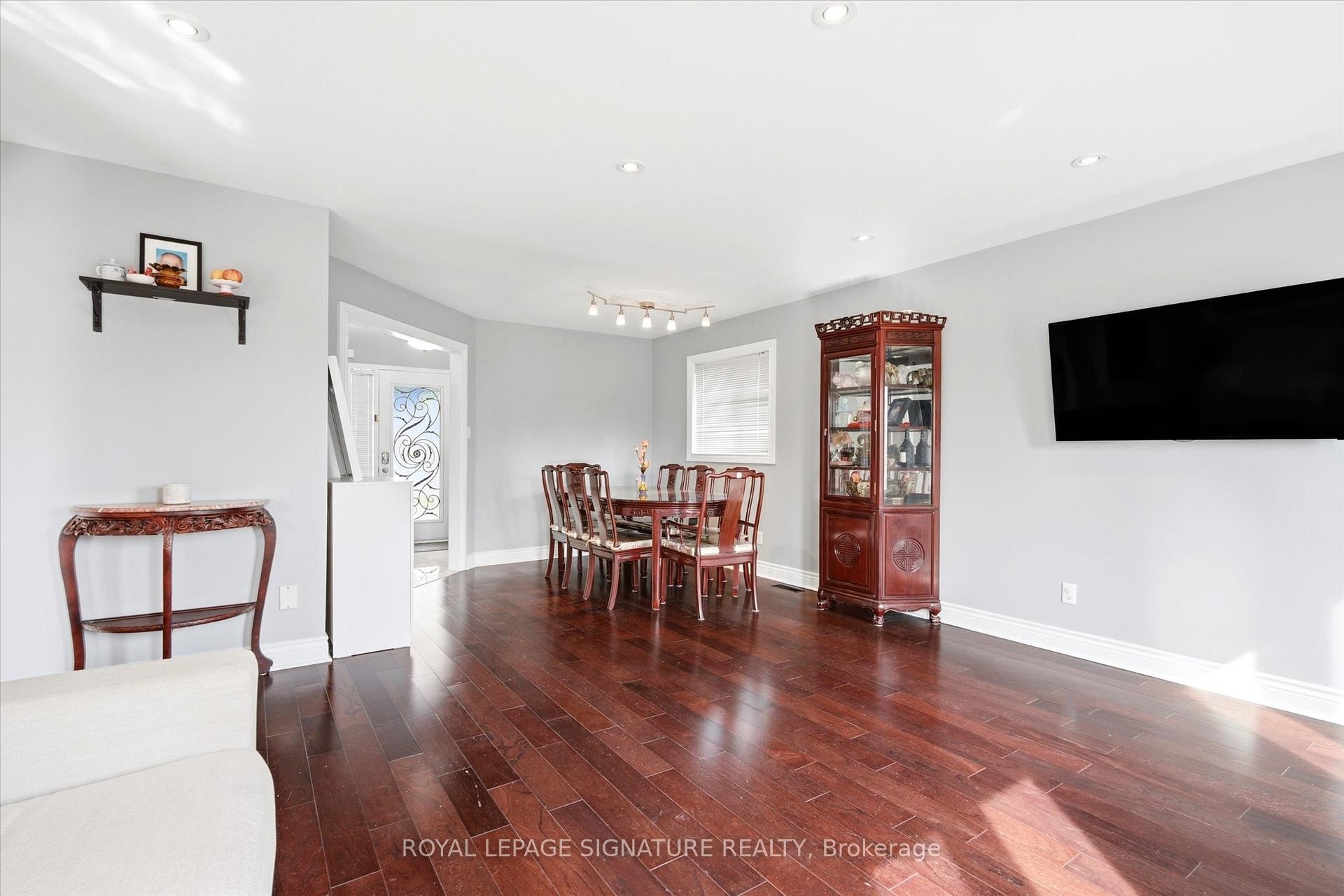 









85


Vivians

Crescent,
Brampton,




ON
L6Y 4V2


