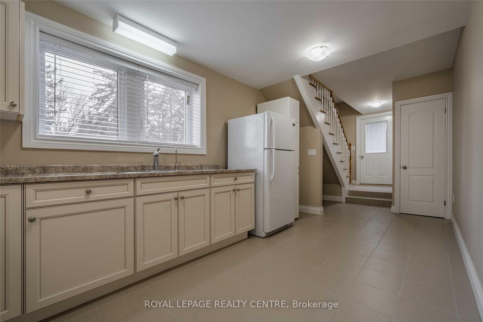 









5425


Eighth

Line, 4,
Milton,




ON
L9E 1A3

