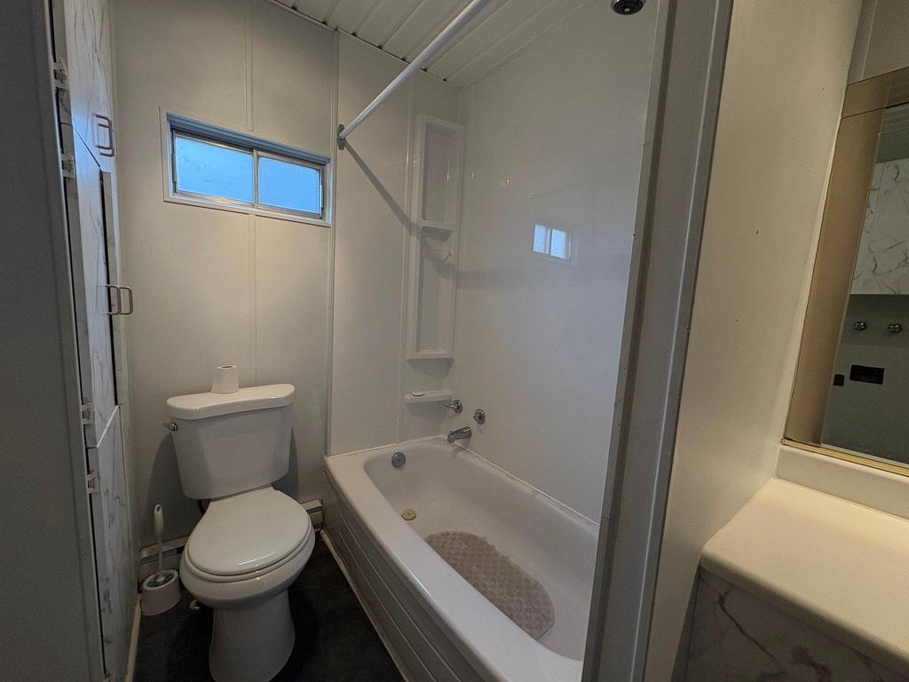 









2952


Ch. St-Charles

, 29,
Lachenaie (Terrebonne),




QC
J6V1A7

