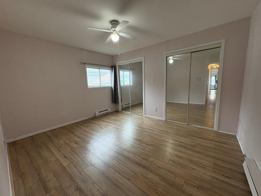 









2952


Ch. St-Charles

, 29,
Lachenaie (Terrebonne),




QC
J6V1A7

