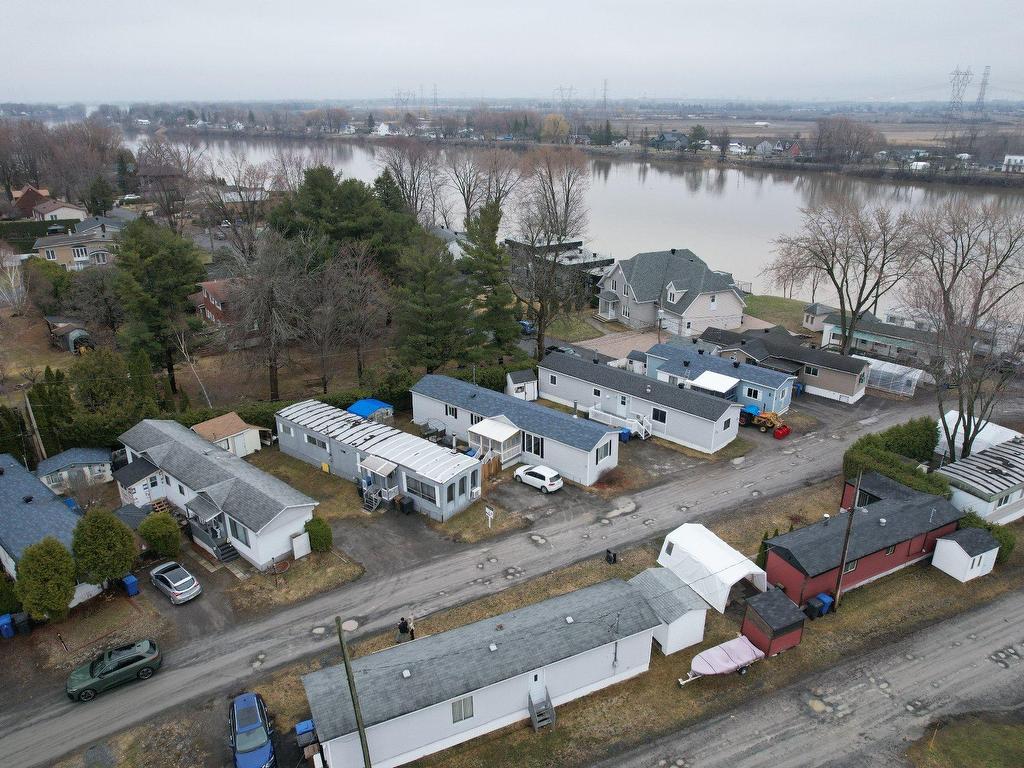 









2952


Ch. St-Charles

, 29,
Lachenaie (Terrebonne),




QC
J6V1A7

