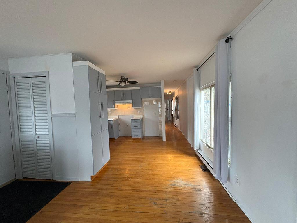 









2952


Ch. St-Charles

, 29,
Lachenaie (Terrebonne),




QC
J6V1A7

