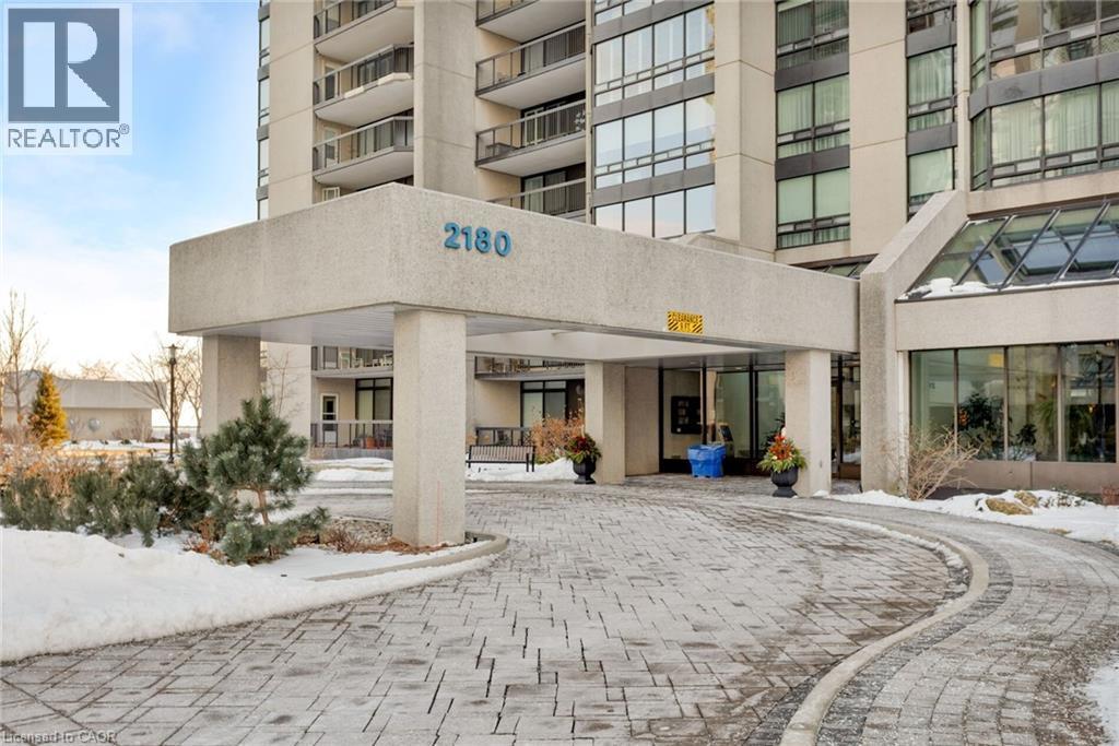 












2180 MARINE Drive Unit# 1401

,
Oakville,




Ontario
L6L5V2

