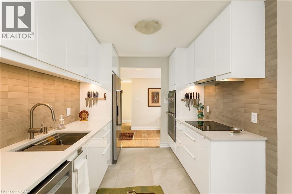 












2180 MARINE Drive Unit# 1401

,
Oakville,




Ontario
L6L5V2

