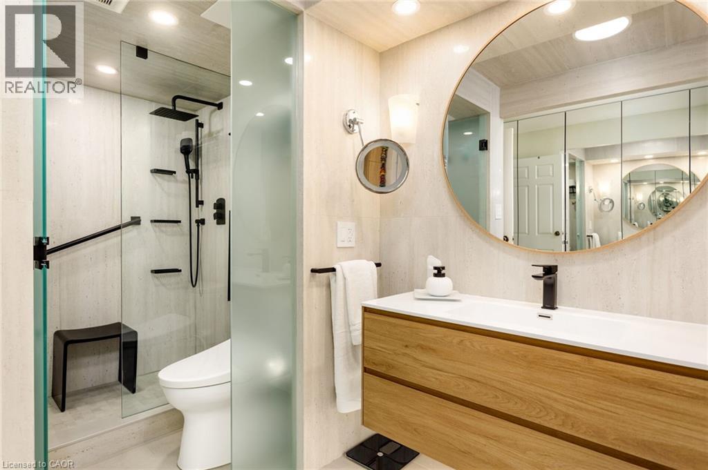 












2180 MARINE Drive Unit# 1401

,
Oakville,




Ontario
L6L5V2

