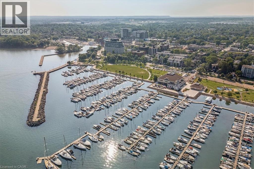 












2180 MARINE Drive Unit# 1401

,
Oakville,




Ontario
L6L5V2

