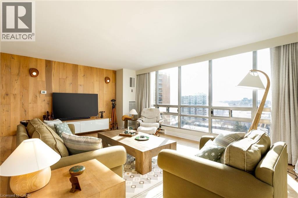 












2180 MARINE Drive Unit# 1401

,
Oakville,




Ontario
L6L5V2

