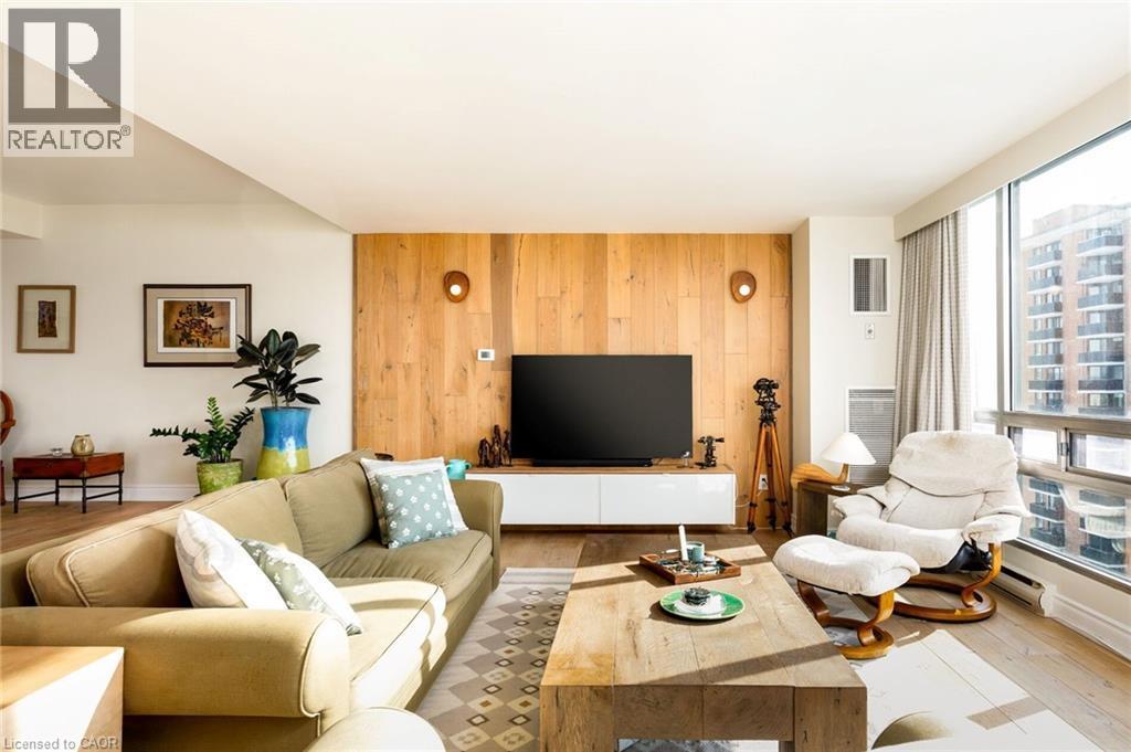












2180 MARINE Drive Unit# 1401

,
Oakville,




Ontario
L6L5V2

