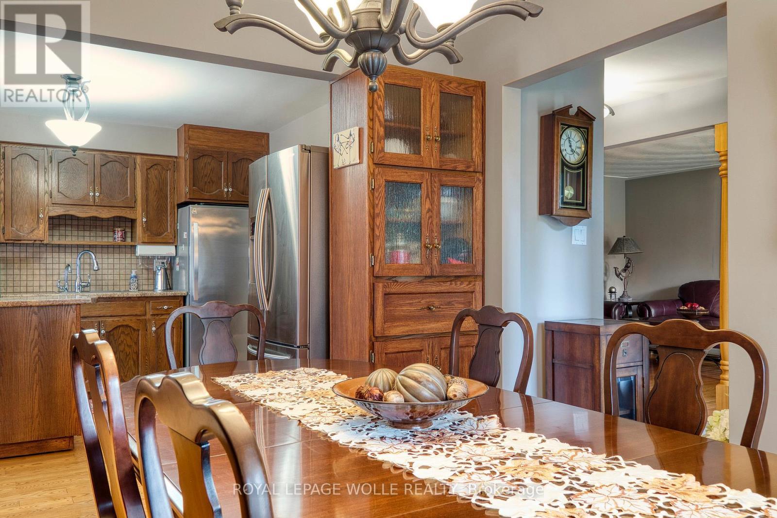 












108 QUEENSWAY DRIVE

,
Woolwich,




Ontario
N0B2N0

