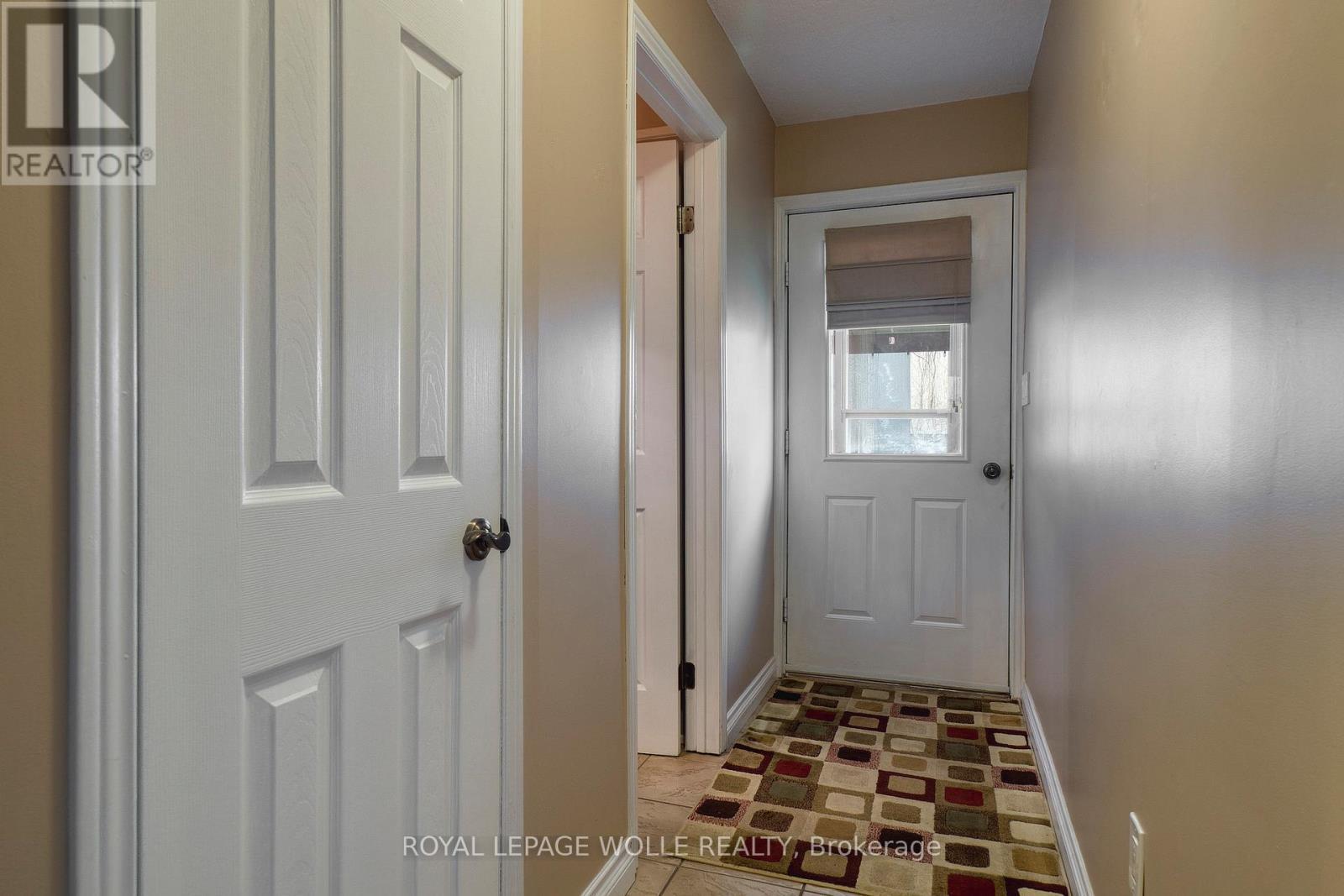 












108 QUEENSWAY DRIVE

,
Woolwich,




Ontario
N0B2N0

