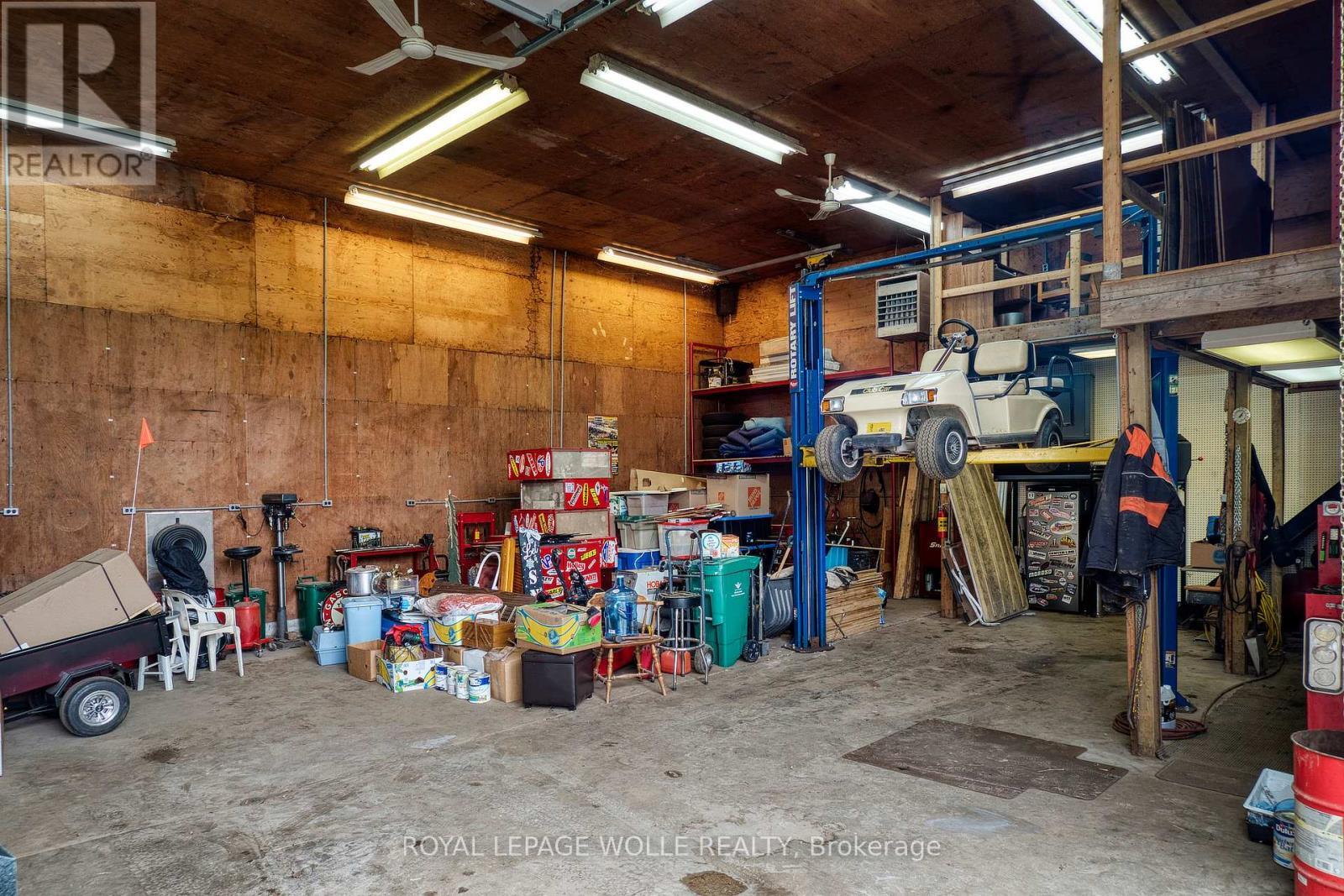 












108 QUEENSWAY DRIVE

,
Woolwich,




Ontario
N0B2N0

