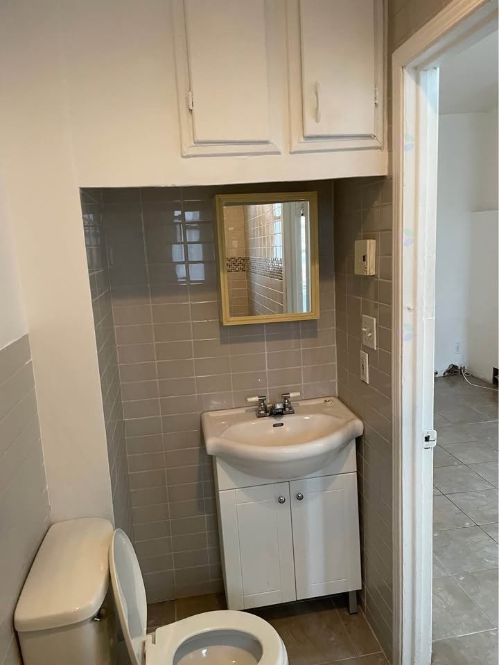 









5565


4e Avenue

,
Montréal (Rosemont/La Petite-Patrie),




QC
H1Y2V5

