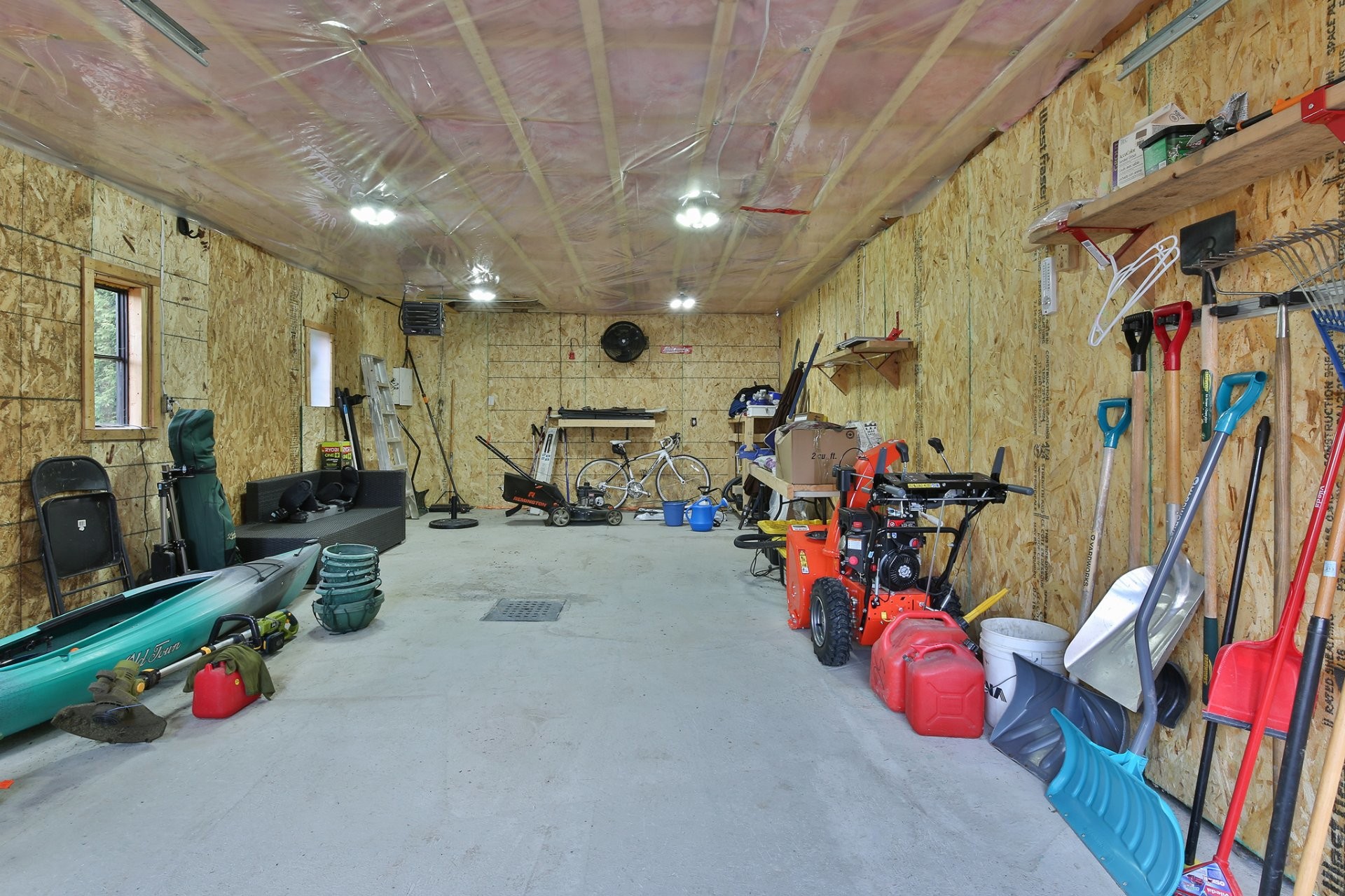 









37


Rue des Roses

,
Saint-Jean-sur-Richelieu,




QC
J2W1R1

