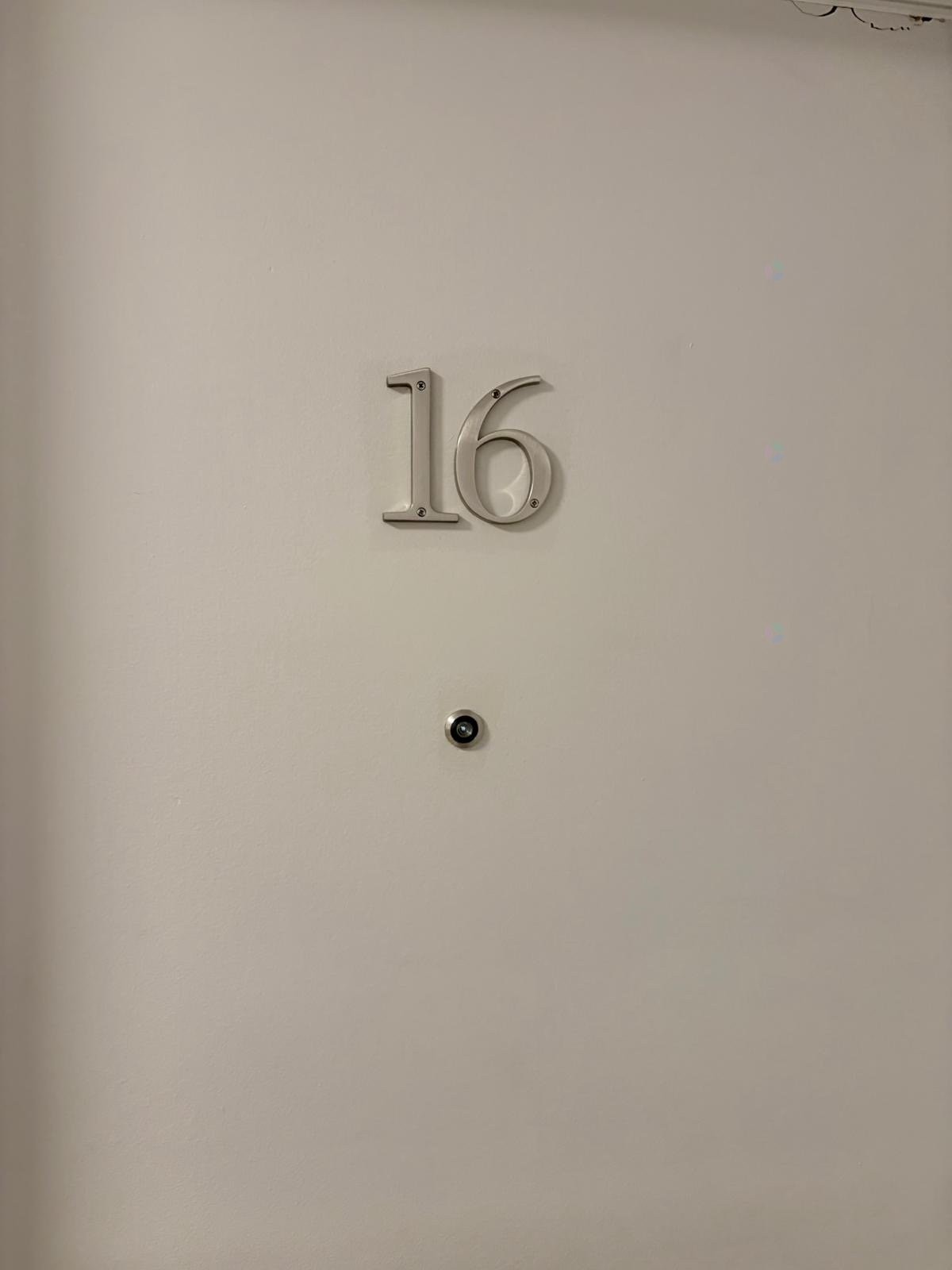 









350


Boul. Cartier O.

, 16,
Laval (Laval-des-Rapides),




QC
H7N2J7

