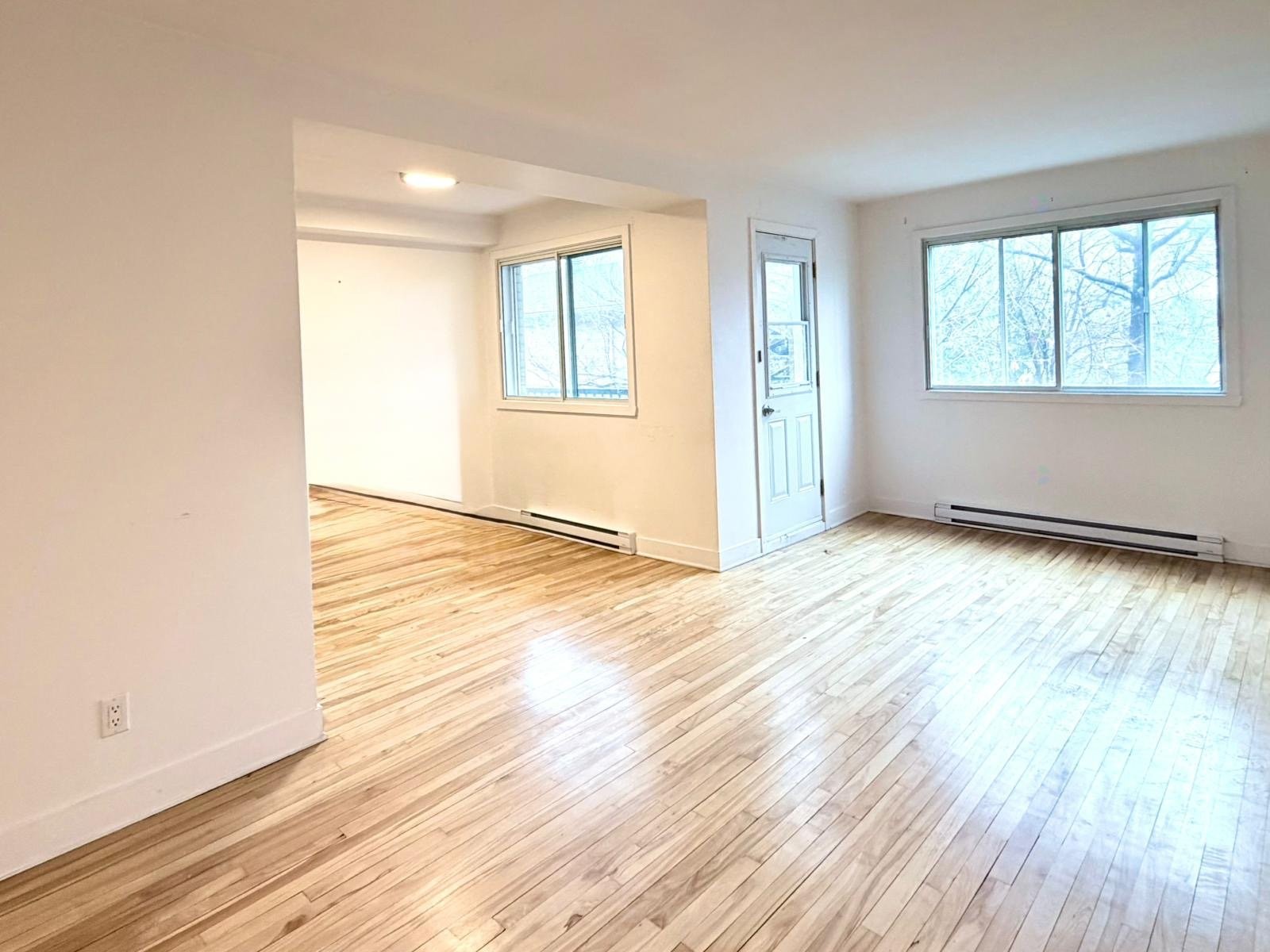 









350


Boul. Cartier O.

, 16,
Laval (Laval-des-Rapides),




QC
H7N2J7

