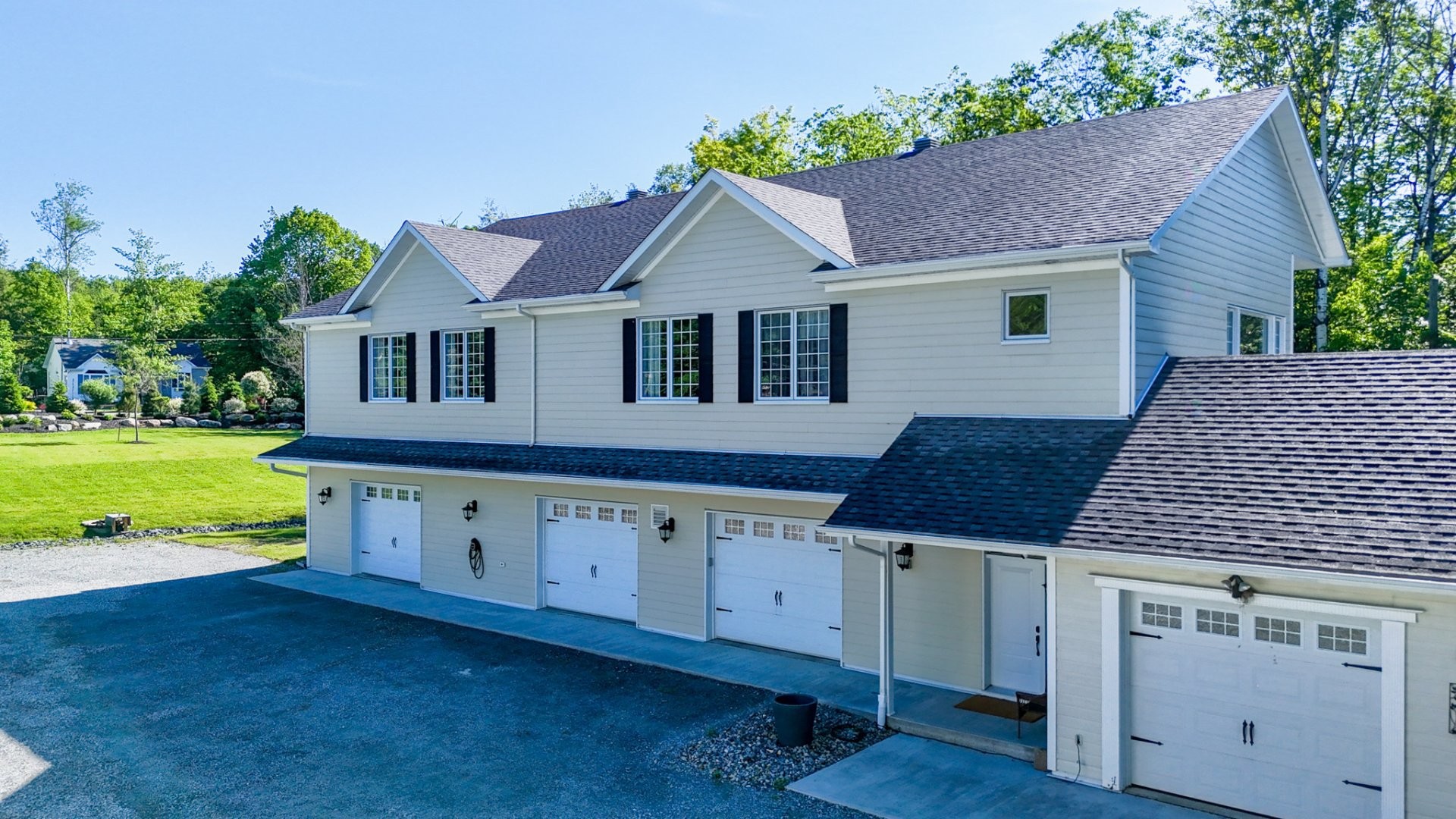 









1040


Av. du Parc

,
Sherbrooke (Brompton/Rock Forest/Saint-Élie/Deauville),




QC
J1N3P1

