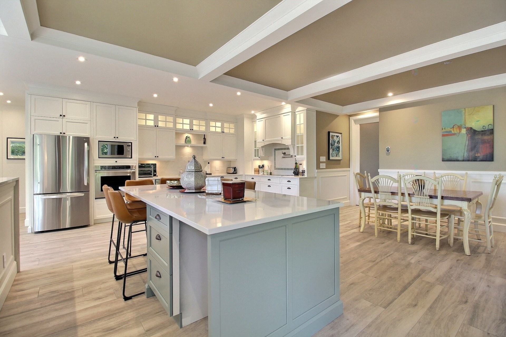 









1040


Av. du Parc

,
Sherbrooke (Brompton/Rock Forest/Saint-Élie/Deauville),




QC
J1N3P1

