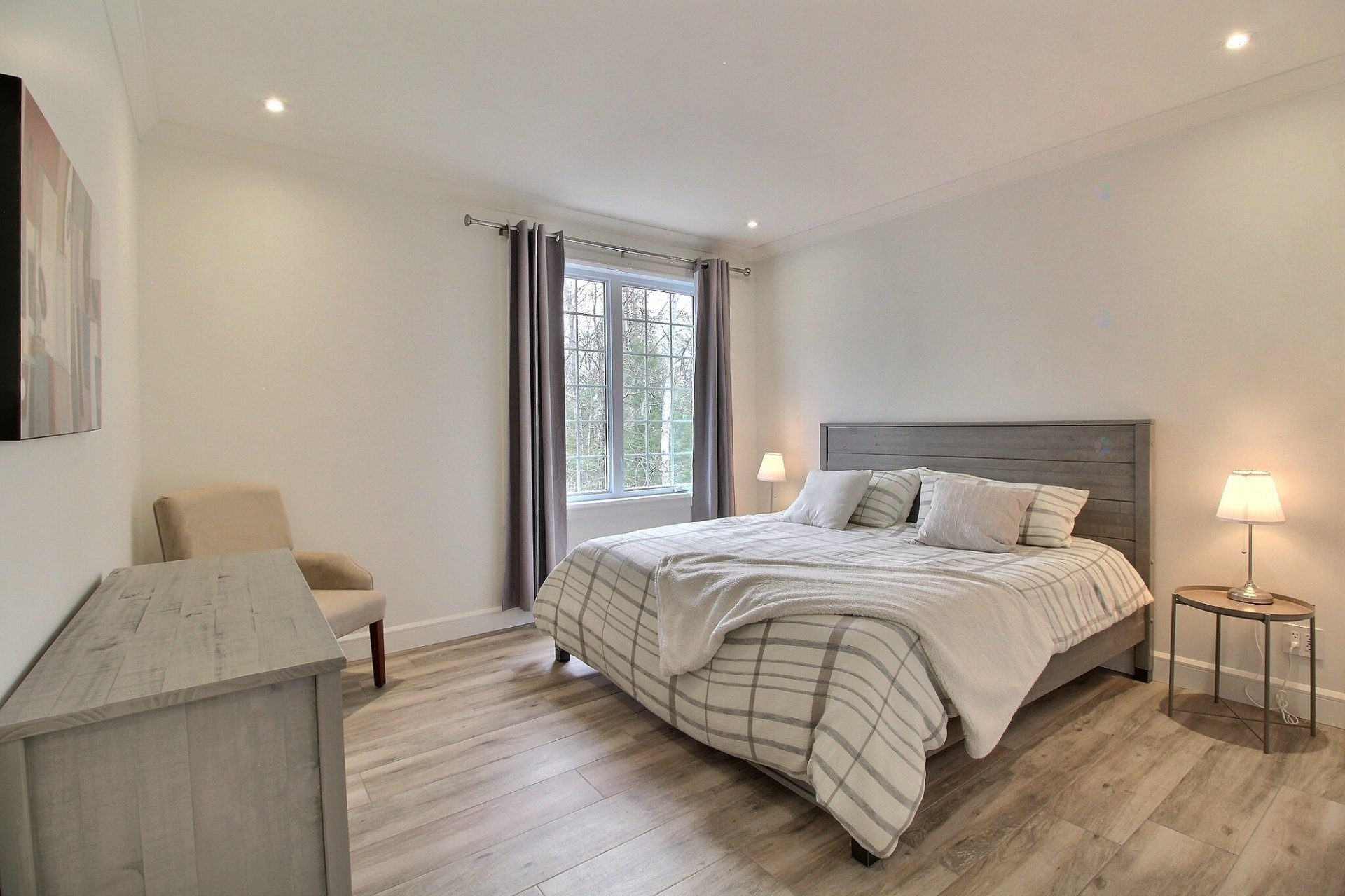 









1040


Av. du Parc

,
Sherbrooke (Brompton/Rock Forest/Saint-Élie/Deauville),




QC
J1N3P1

