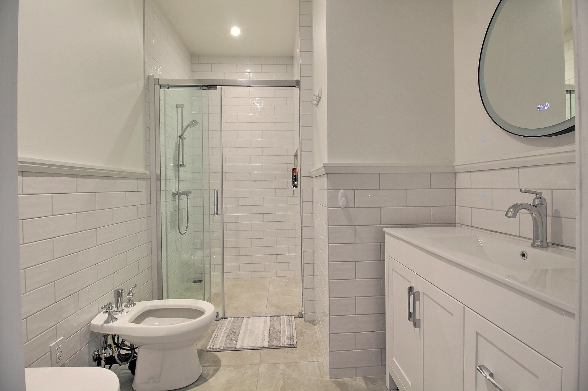 









1040


Av. du Parc

,
Sherbrooke (Brompton/Rock Forest/Saint-Élie/Deauville),




QC
J1N3P1


