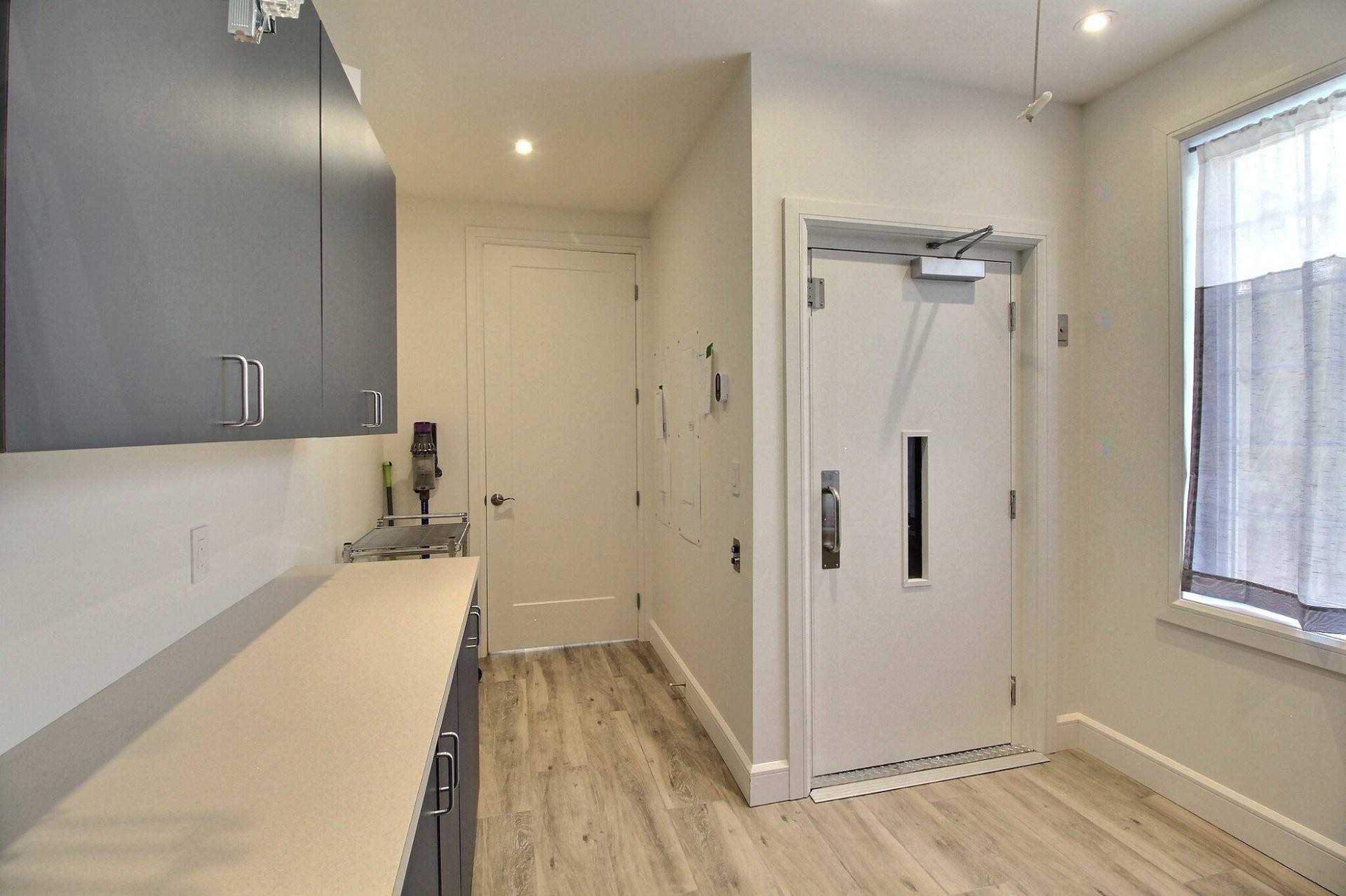 









1040


Av. du Parc

,
Sherbrooke (Brompton/Rock Forest/Saint-Élie/Deauville),




QC
J1N3P1

