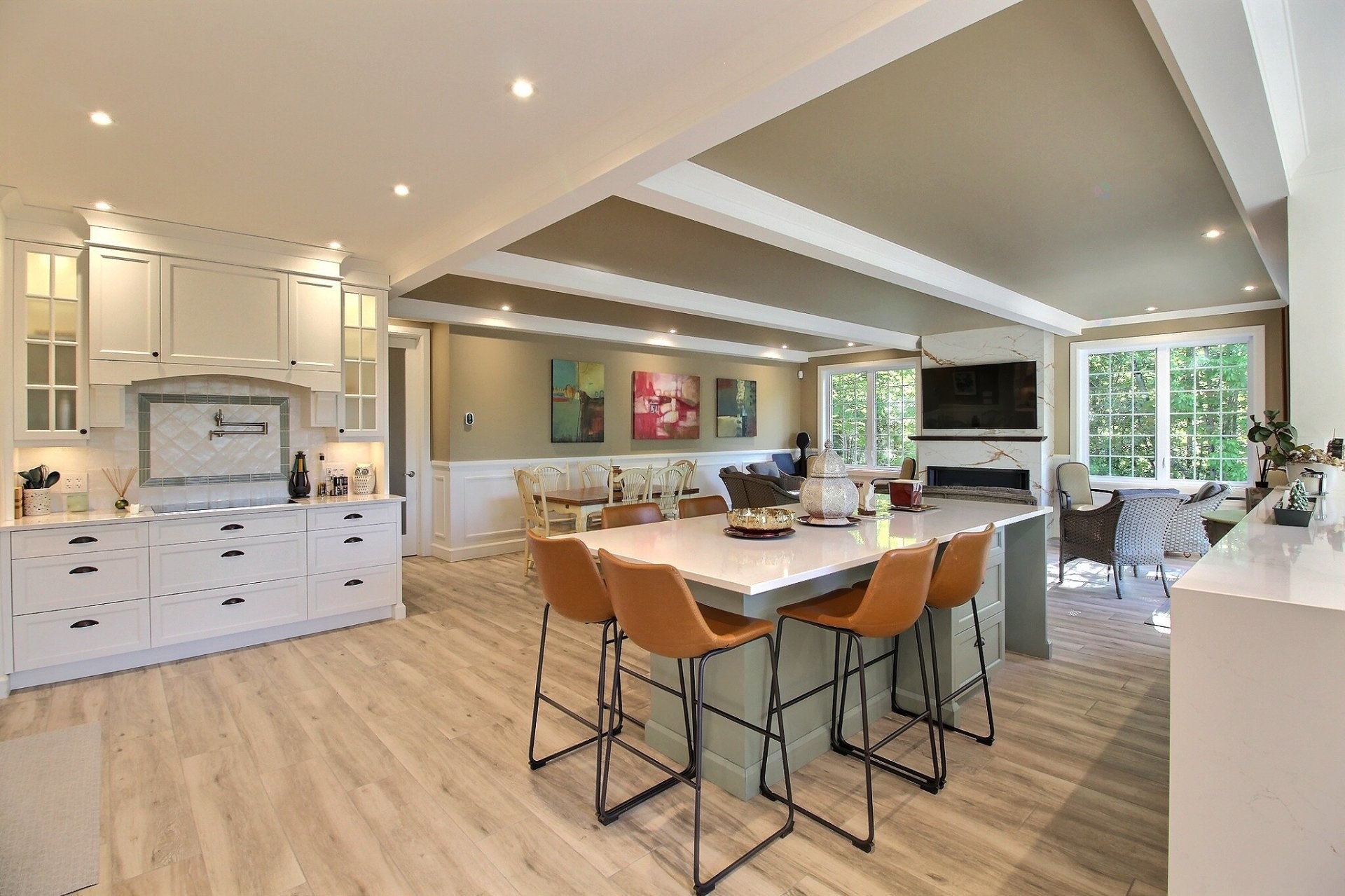 









1040


Av. du Parc

,
Sherbrooke (Brompton/Rock Forest/Saint-Élie/Deauville),




QC
J1N3P1

