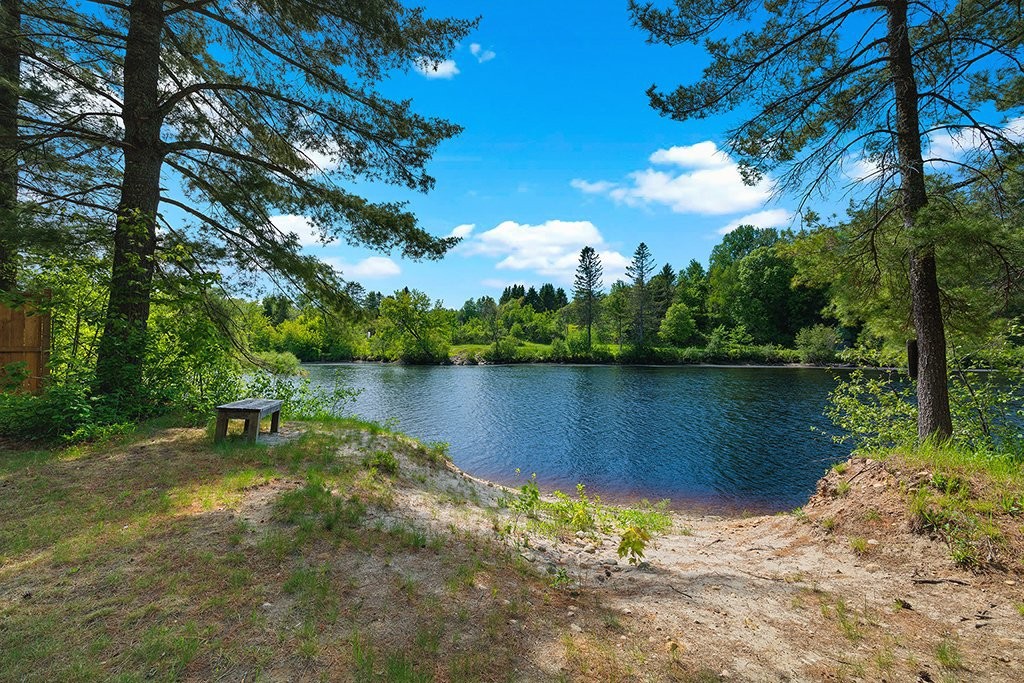 









41G


Ch. des Cabines de la Chute

,
Mansfield-et-Pontefract,




QC
J0X1R0

