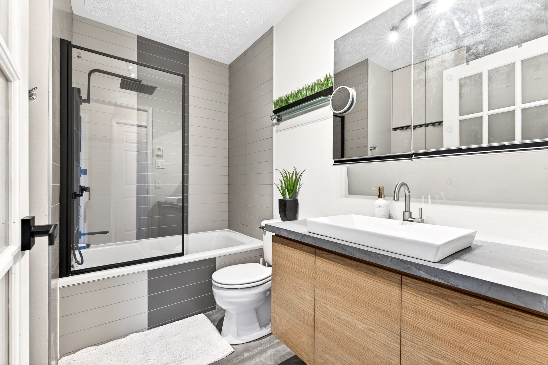 









942


Rue Jovette-Bernier

,
Sherbrooke (Les Nations),




QC
J1J4L3

