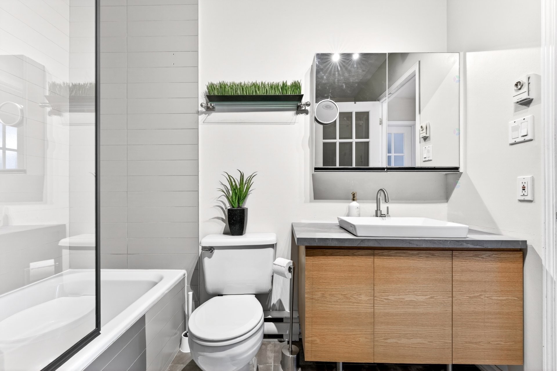 









942


Rue Jovette-Bernier

,
Sherbrooke (Les Nations),




QC
J1J4L3

