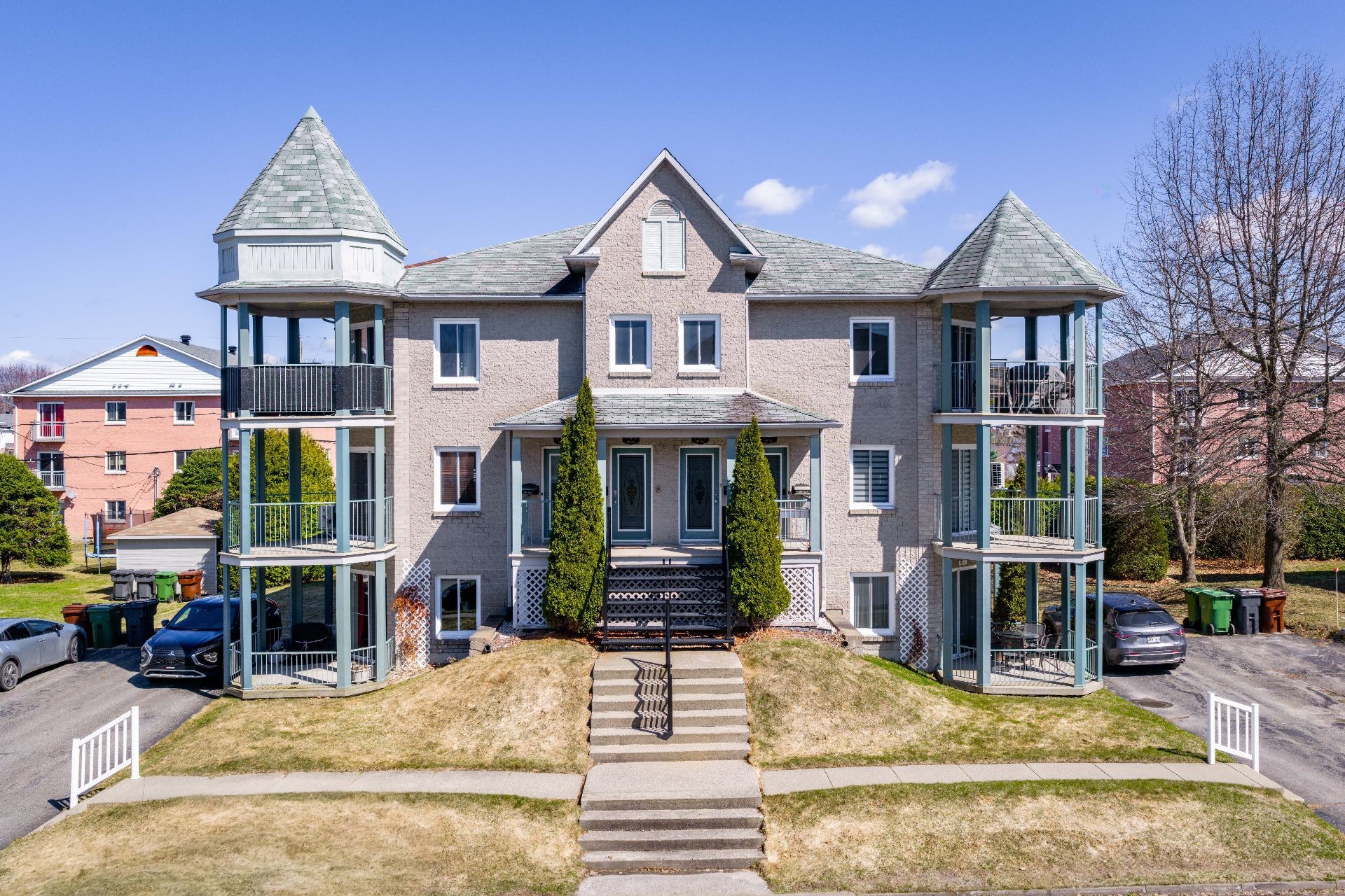 









942


Rue Jovette-Bernier

,
Sherbrooke (Les Nations),




QC
J1J4L3

