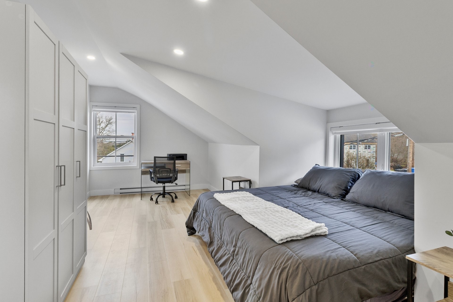 









248


Rue Bilodeau

,
East Angus,




QC
J0B1R0

