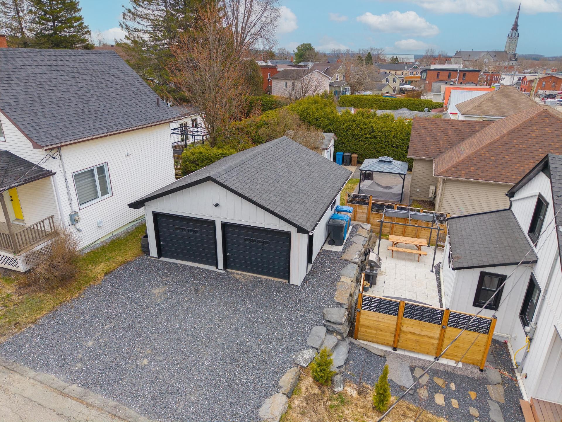 









248


Rue Bilodeau

,
East Angus,




QC
J0B1R0


