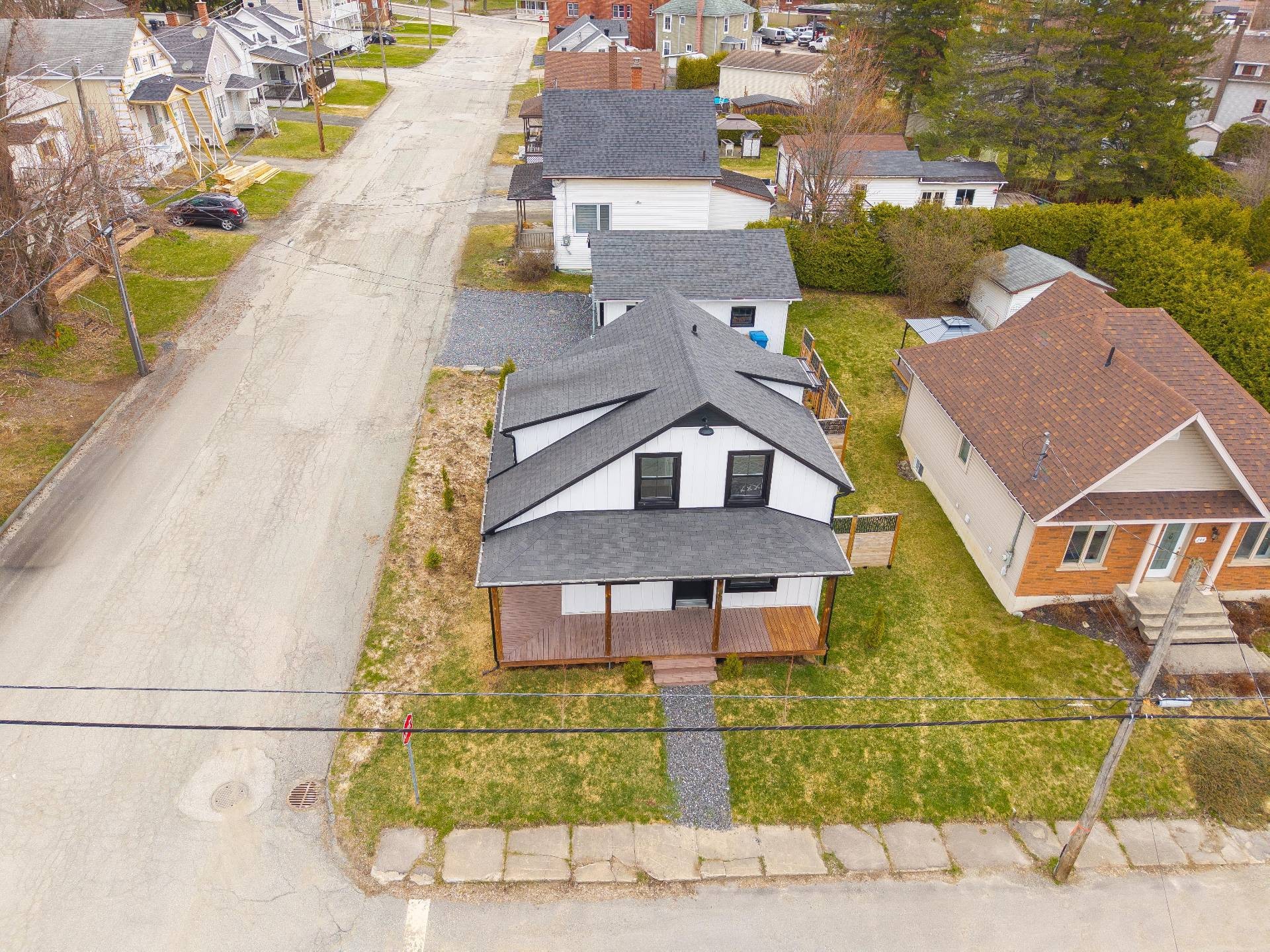 









248


Rue Bilodeau

,
East Angus,




QC
J0B1R0

