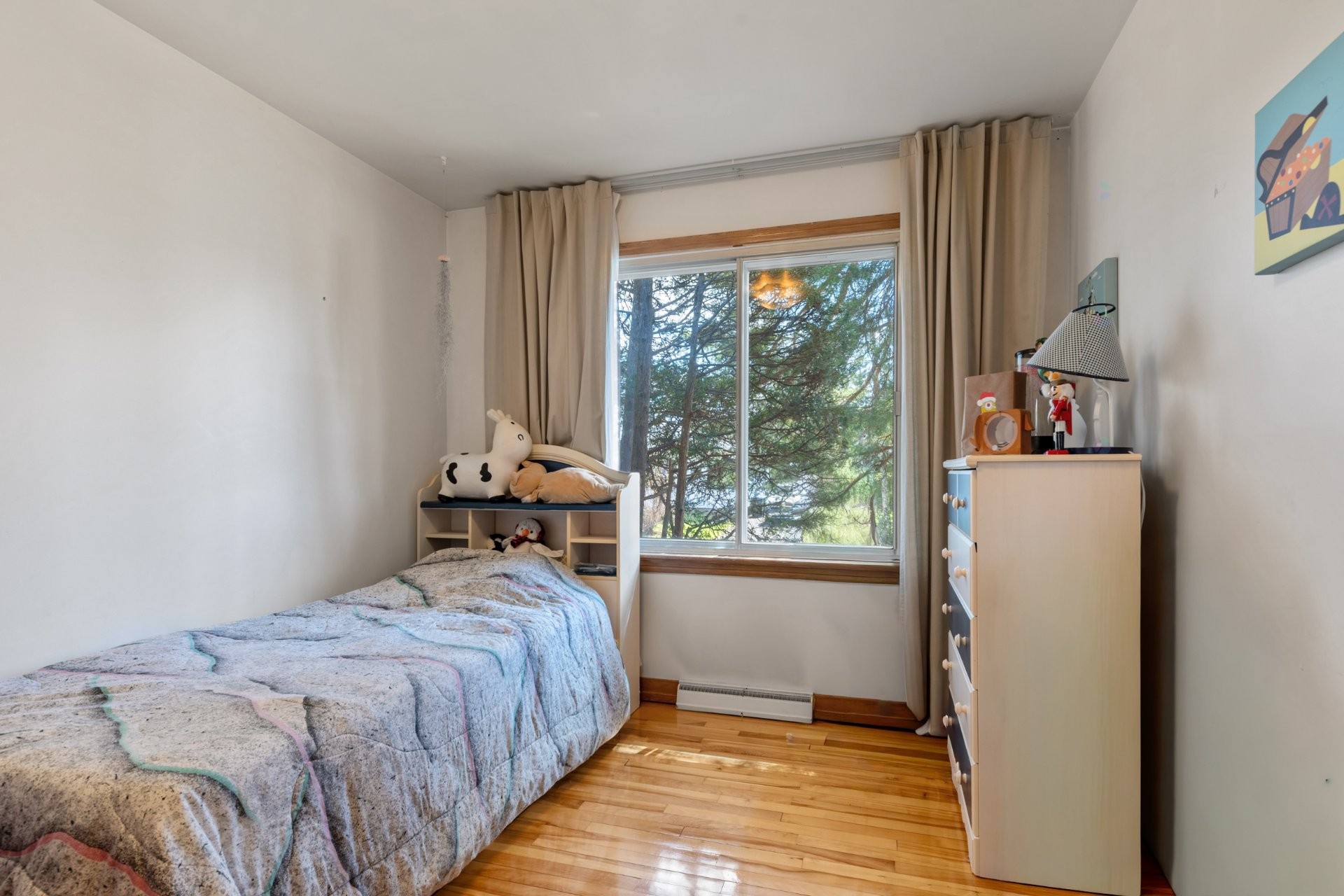 









111


Rue Parenteau

,
Saint-Jean-sur-Richelieu,




QC
J3B3V9

