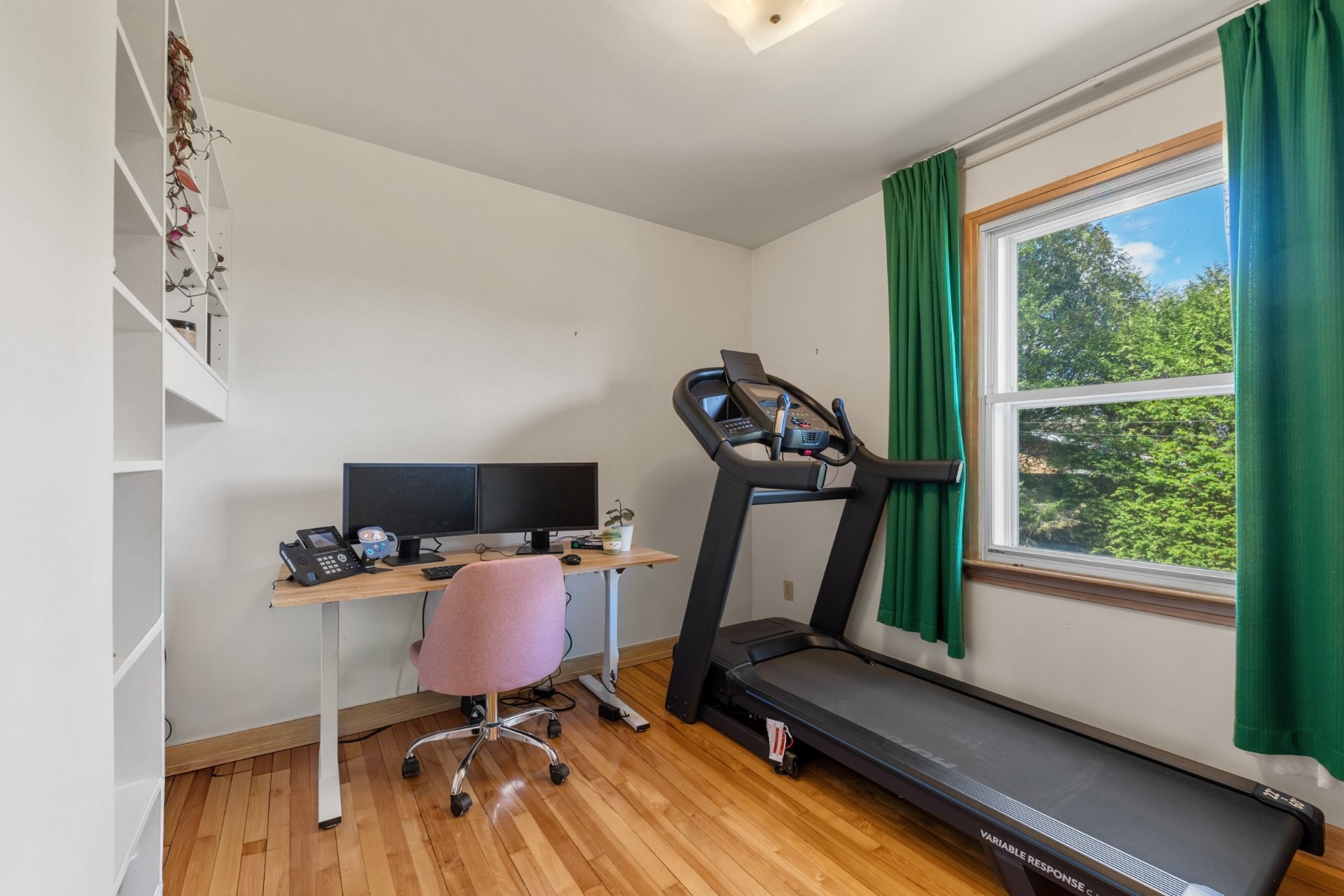 









111


Rue Parenteau

,
Saint-Jean-sur-Richelieu,




QC
J3B3V9

