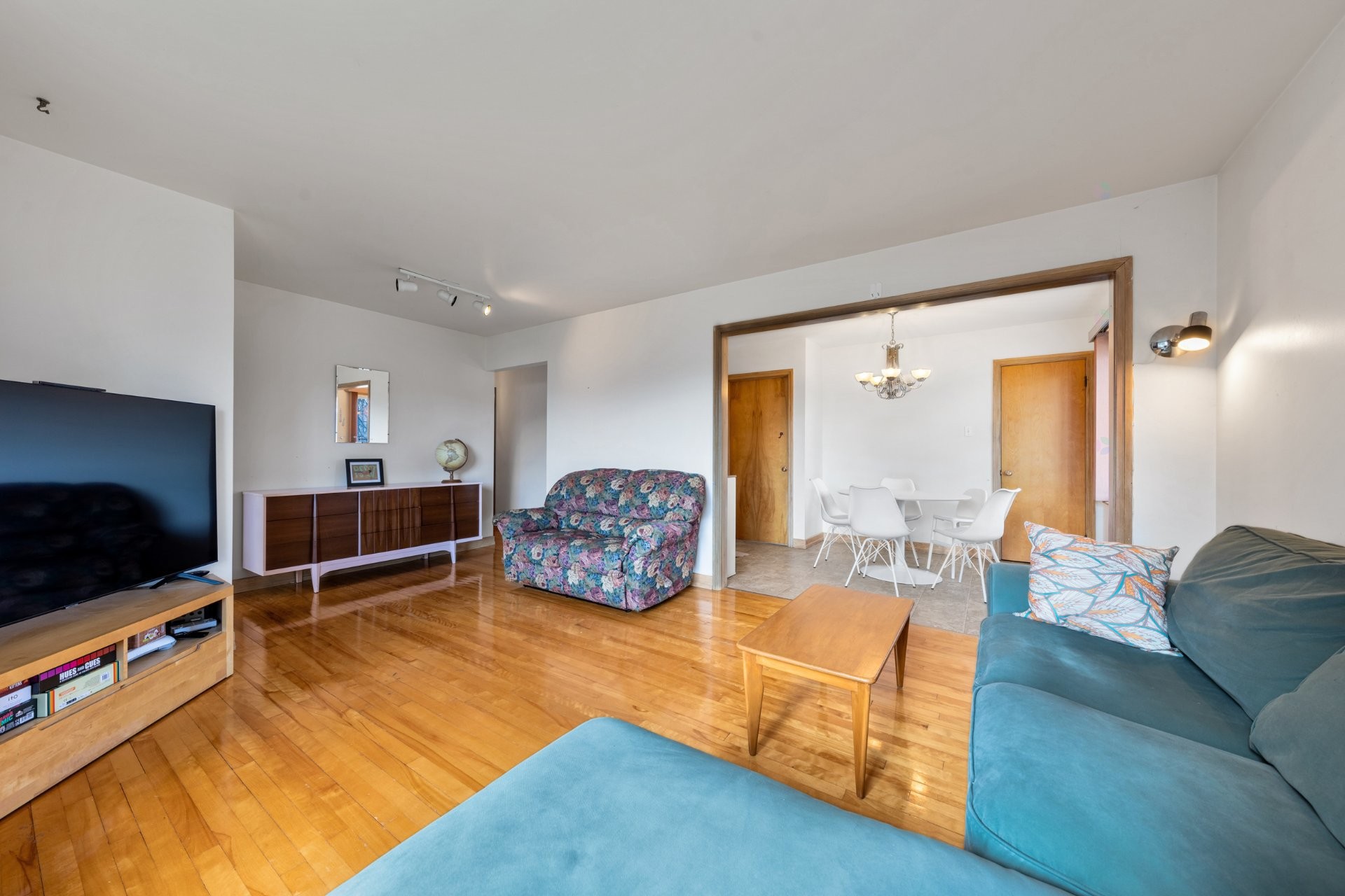 









111


Rue Parenteau

,
Saint-Jean-sur-Richelieu,




QC
J3B3V9

