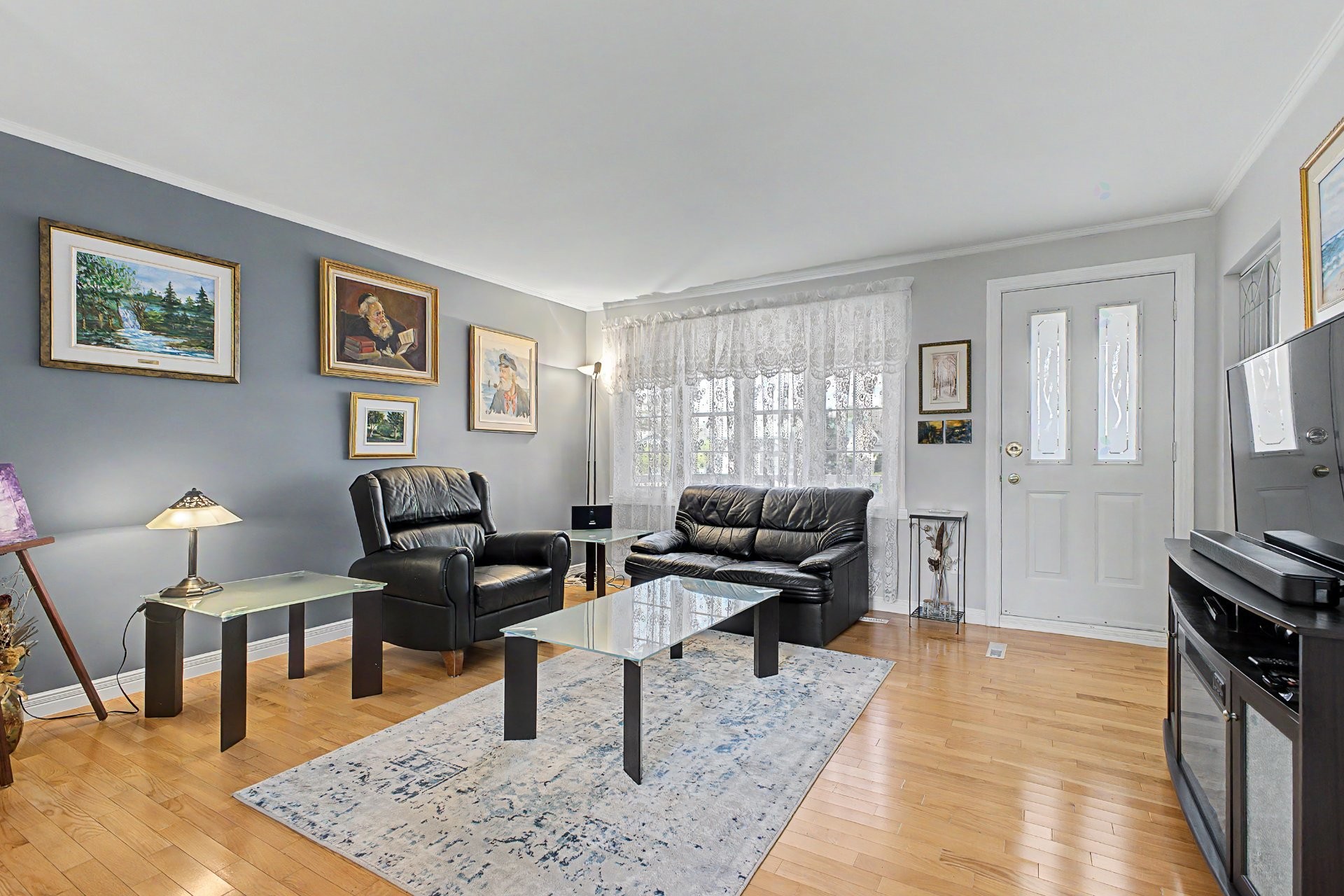 









979


Rue La Salle

,
Saint-Bruno-de-Montarville,




QC
J3V3Y1

