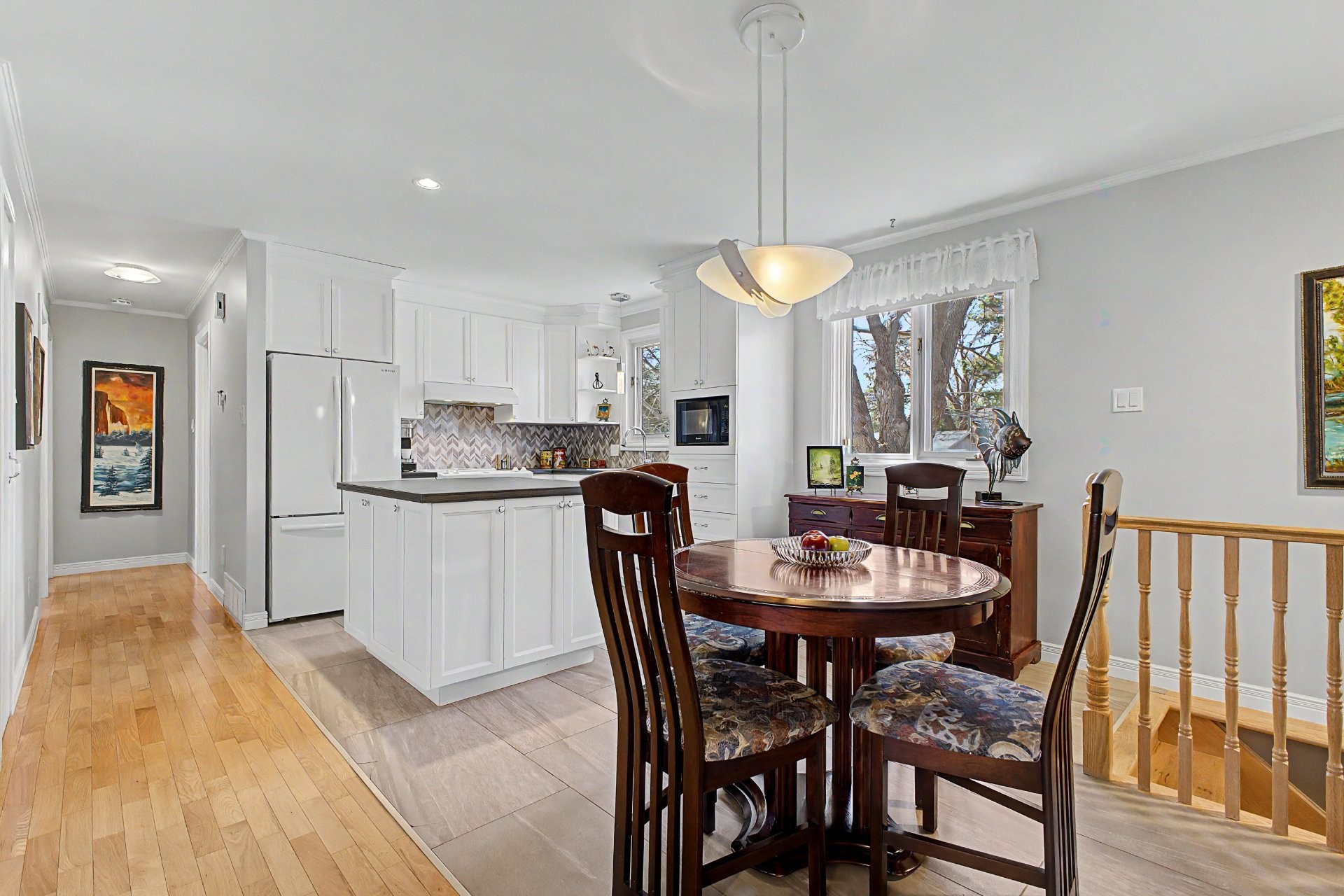 









979


Rue La Salle

,
Saint-Bruno-de-Montarville,




QC
J3V3Y1


