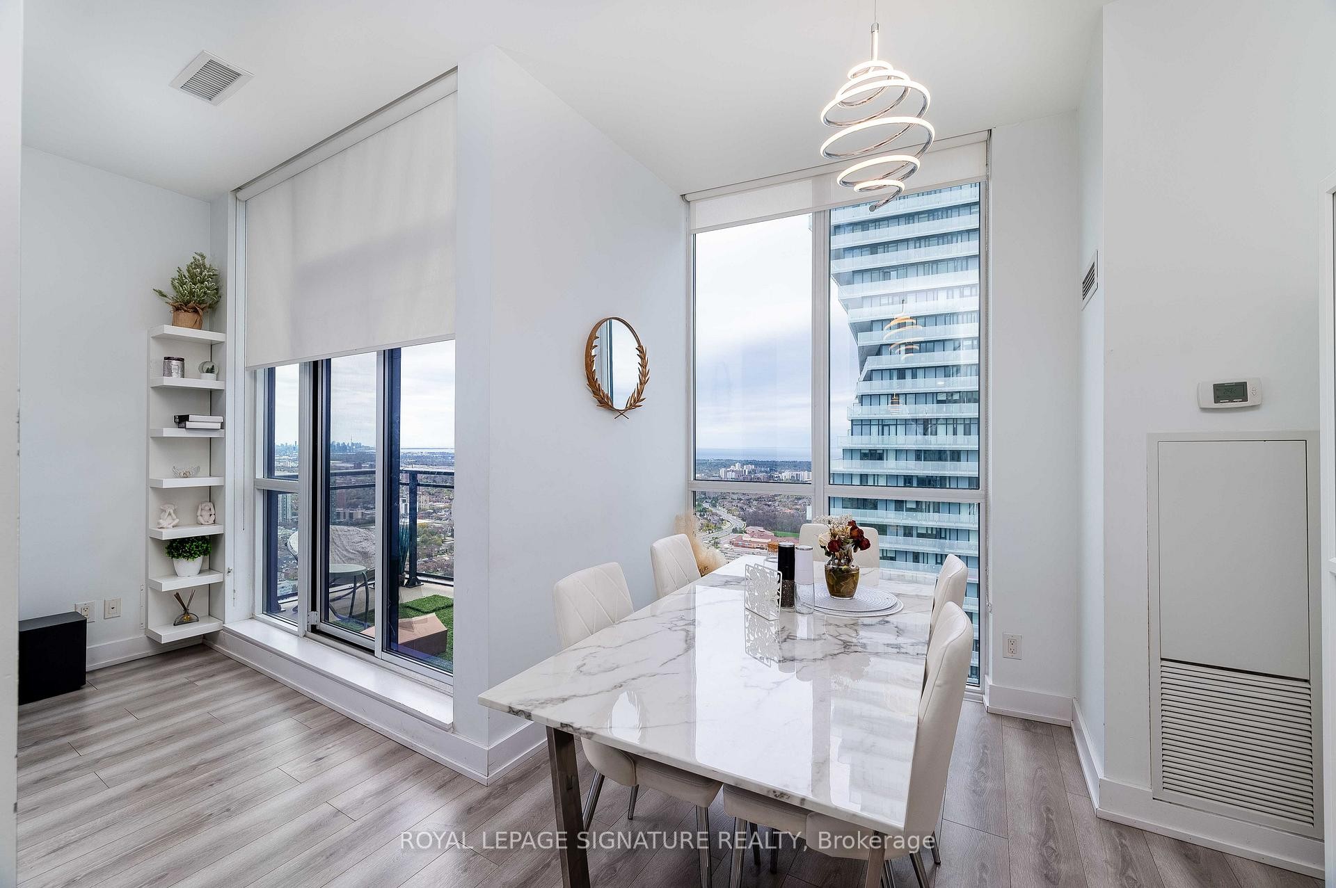 









4011


Brickstone

Mews, PH4,
Mississauga,




ON
L5B 0G3


