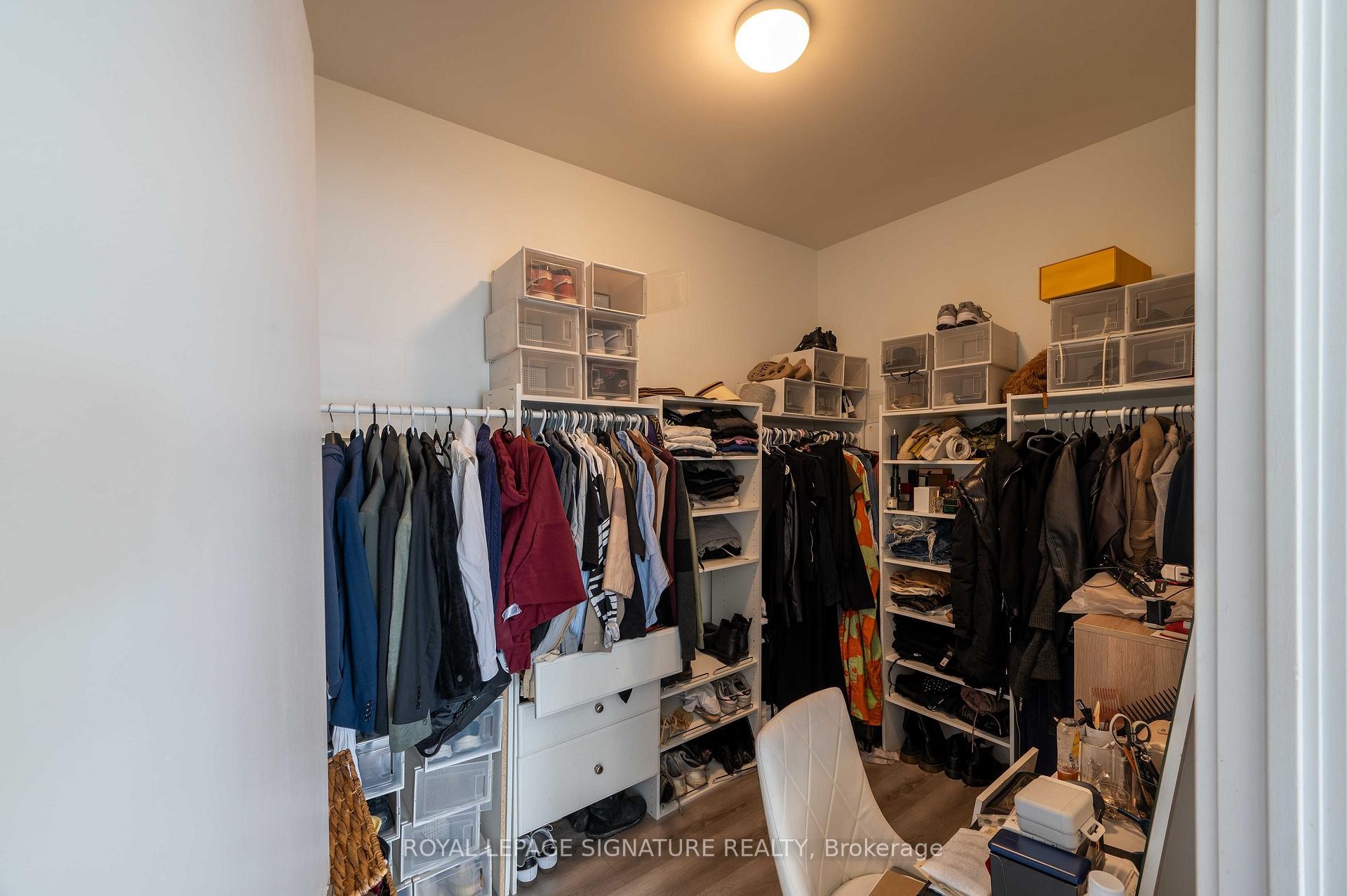 









4011


Brickstone

Mews, PH4,
Mississauga,




ON
L5B 0G3

