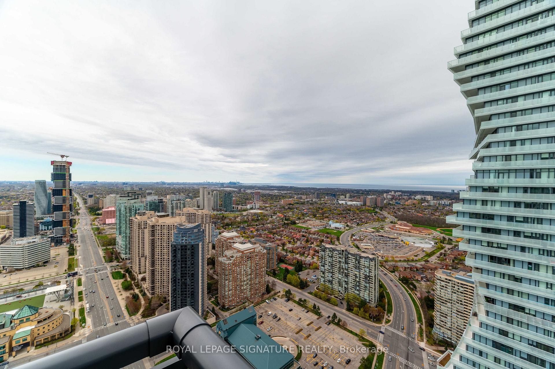 









4011


Brickstone

Mews, PH4,
Mississauga,




ON
L5B 0G3

