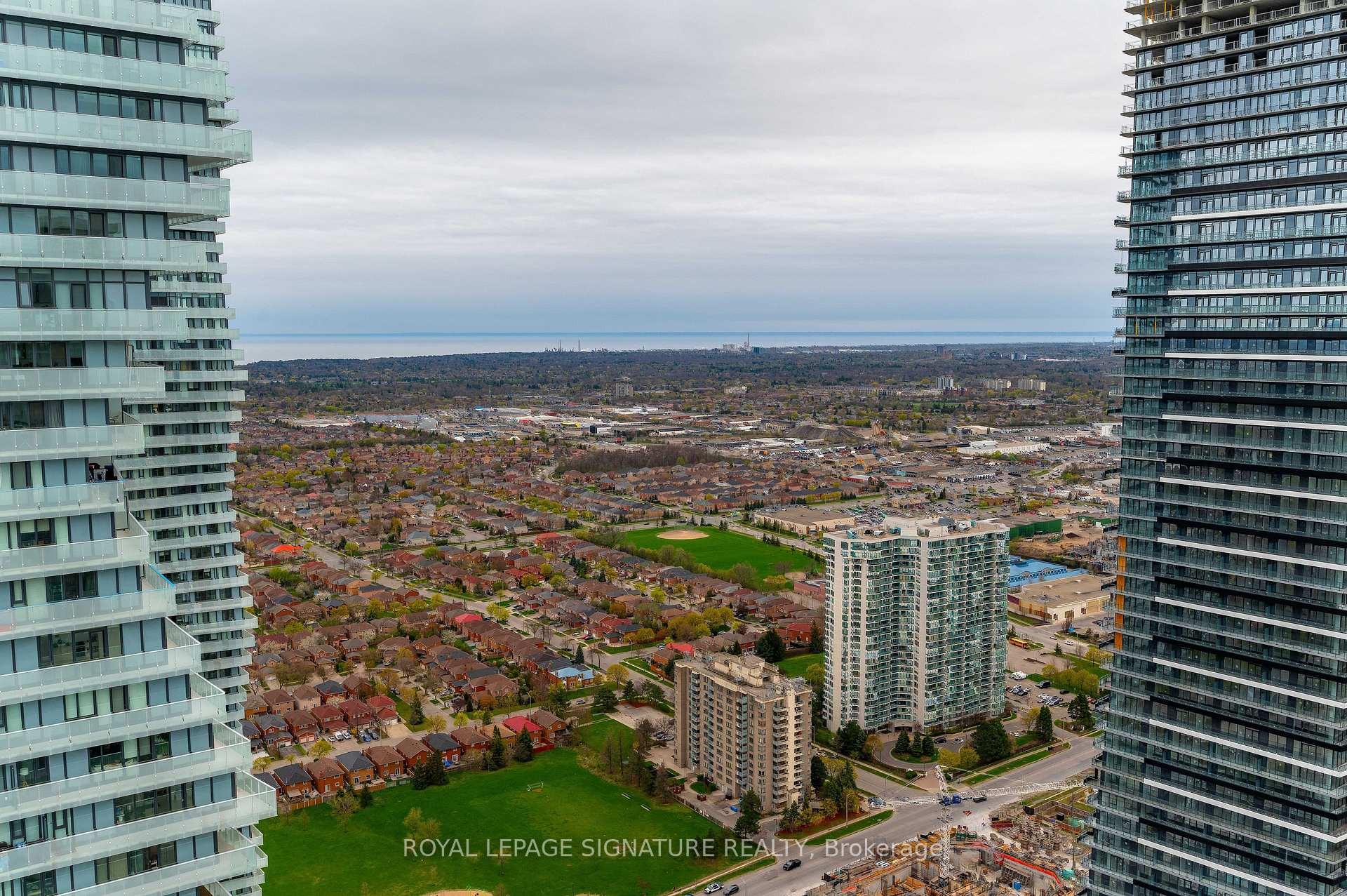 









4011


Brickstone

Mews, PH4,
Mississauga,




ON
L5B 0G3

