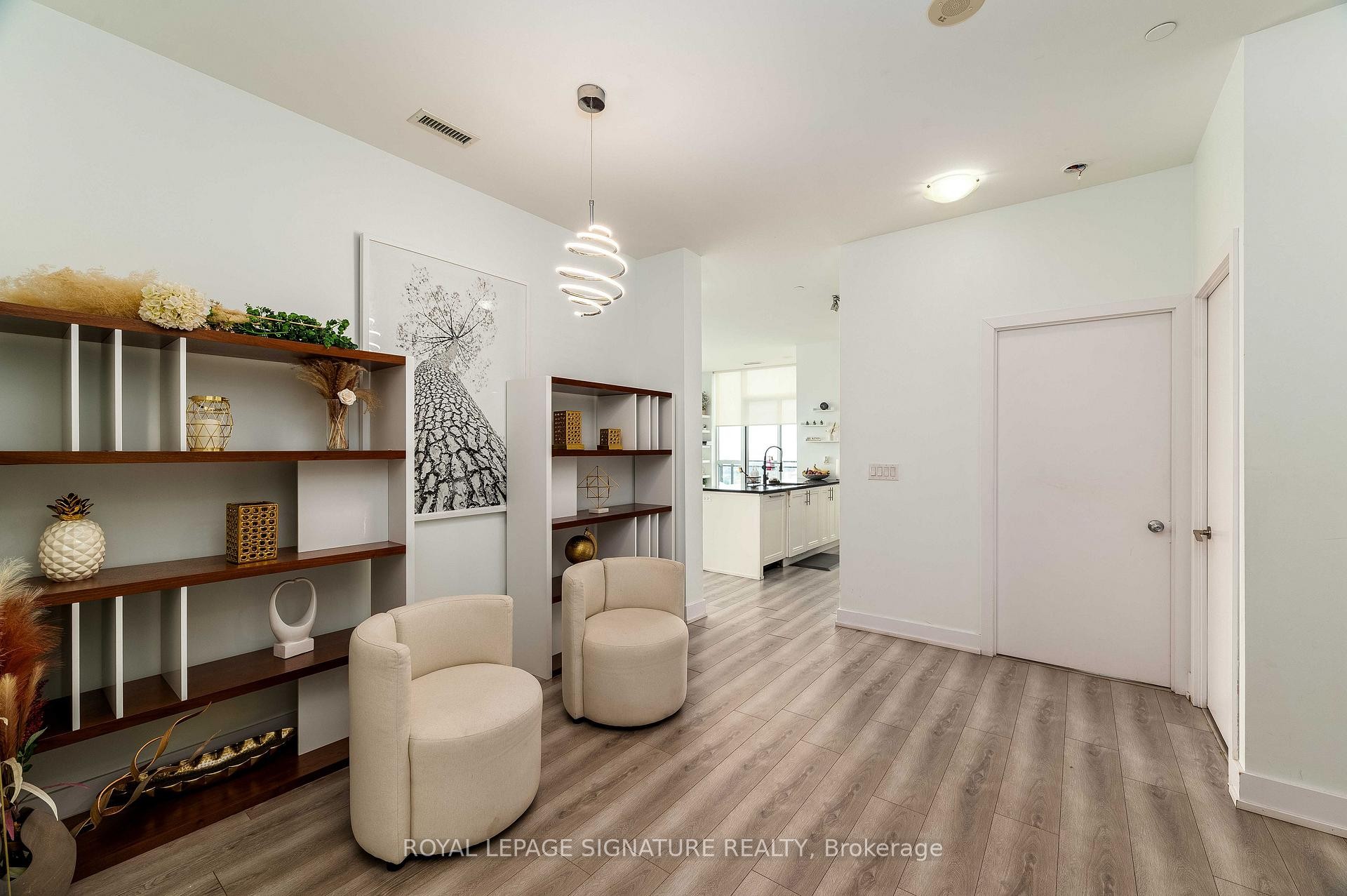 









4011


Brickstone

Mews, PH4,
Mississauga,




ON
L5B 0G3

